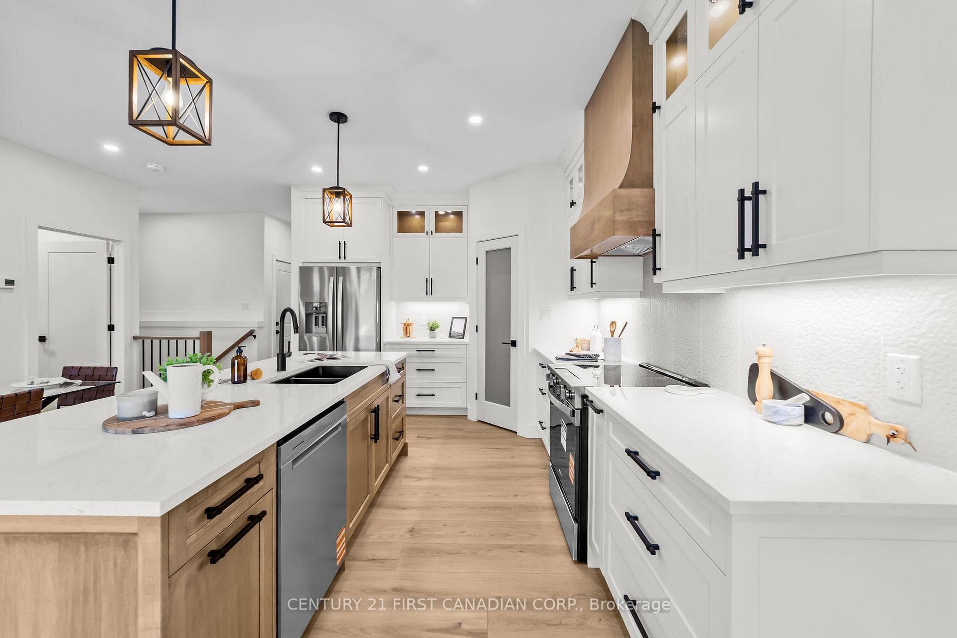 134 ADDISON Avenue photo 8