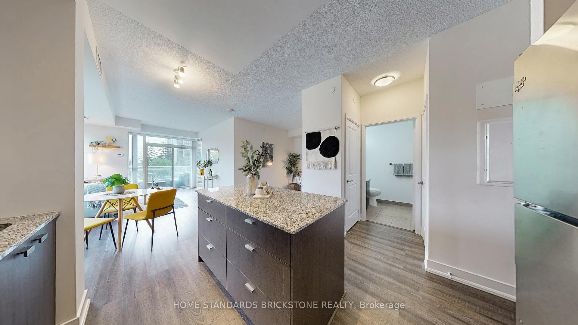 88 Sheppard Avenue Unit 313 photo 21