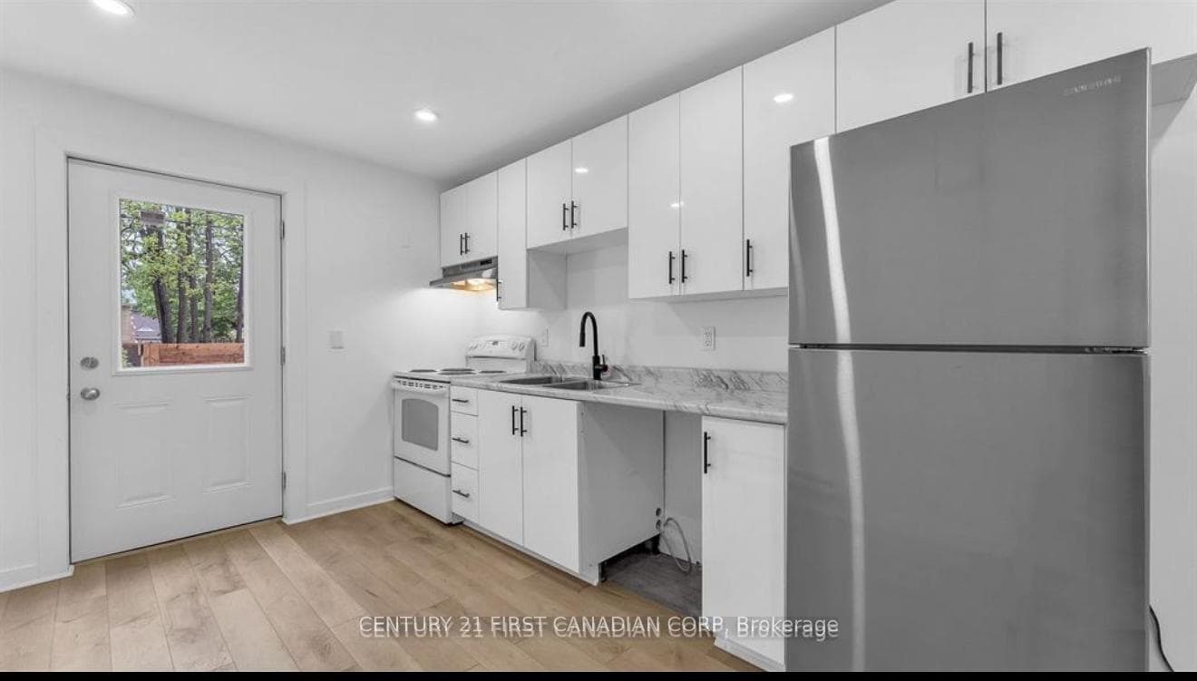 413 Main St Street Unit Unit 3 photo 6