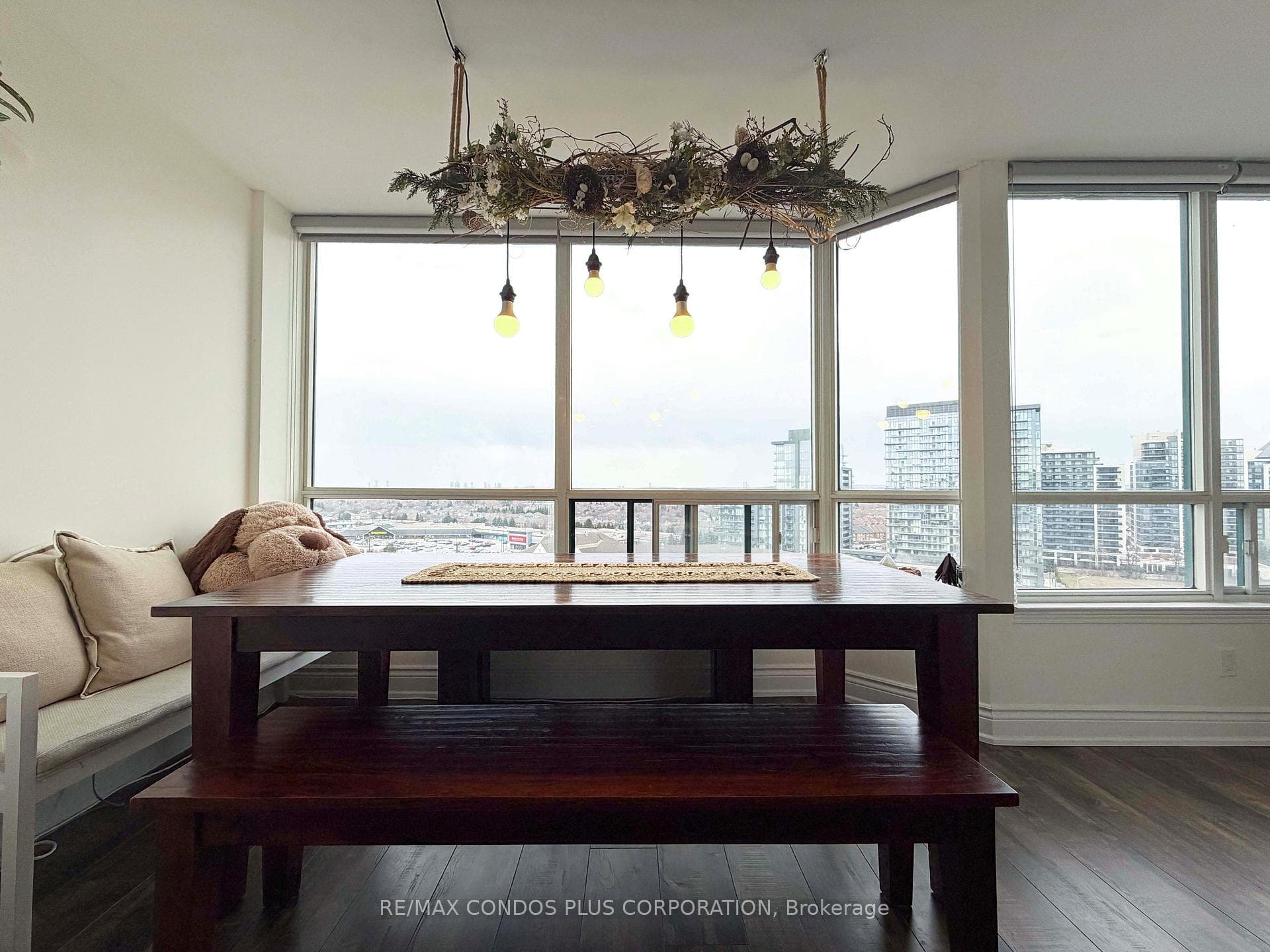 120 Promenade Circle Unit 1509 photo 6