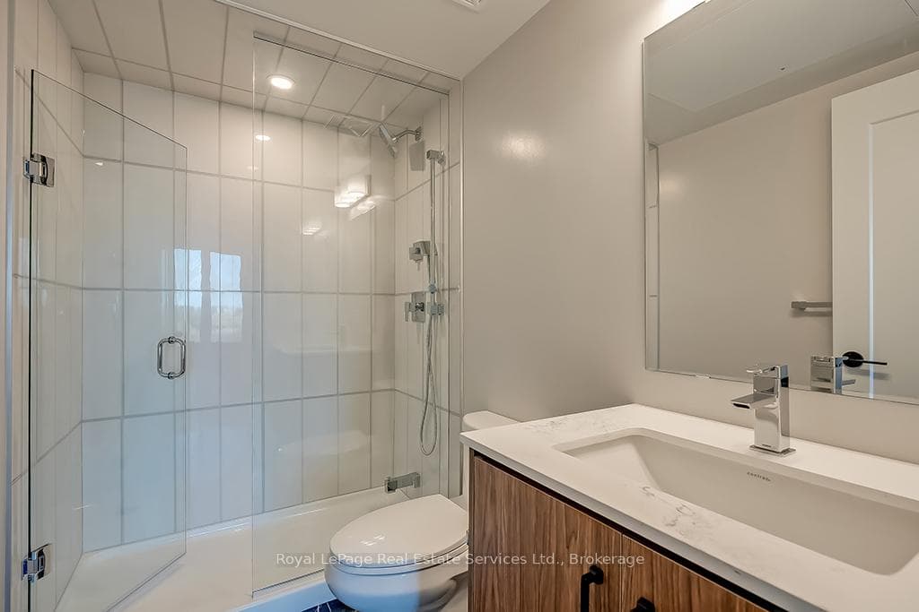 1415 DUNDAS Street Unit 307 photo 21
