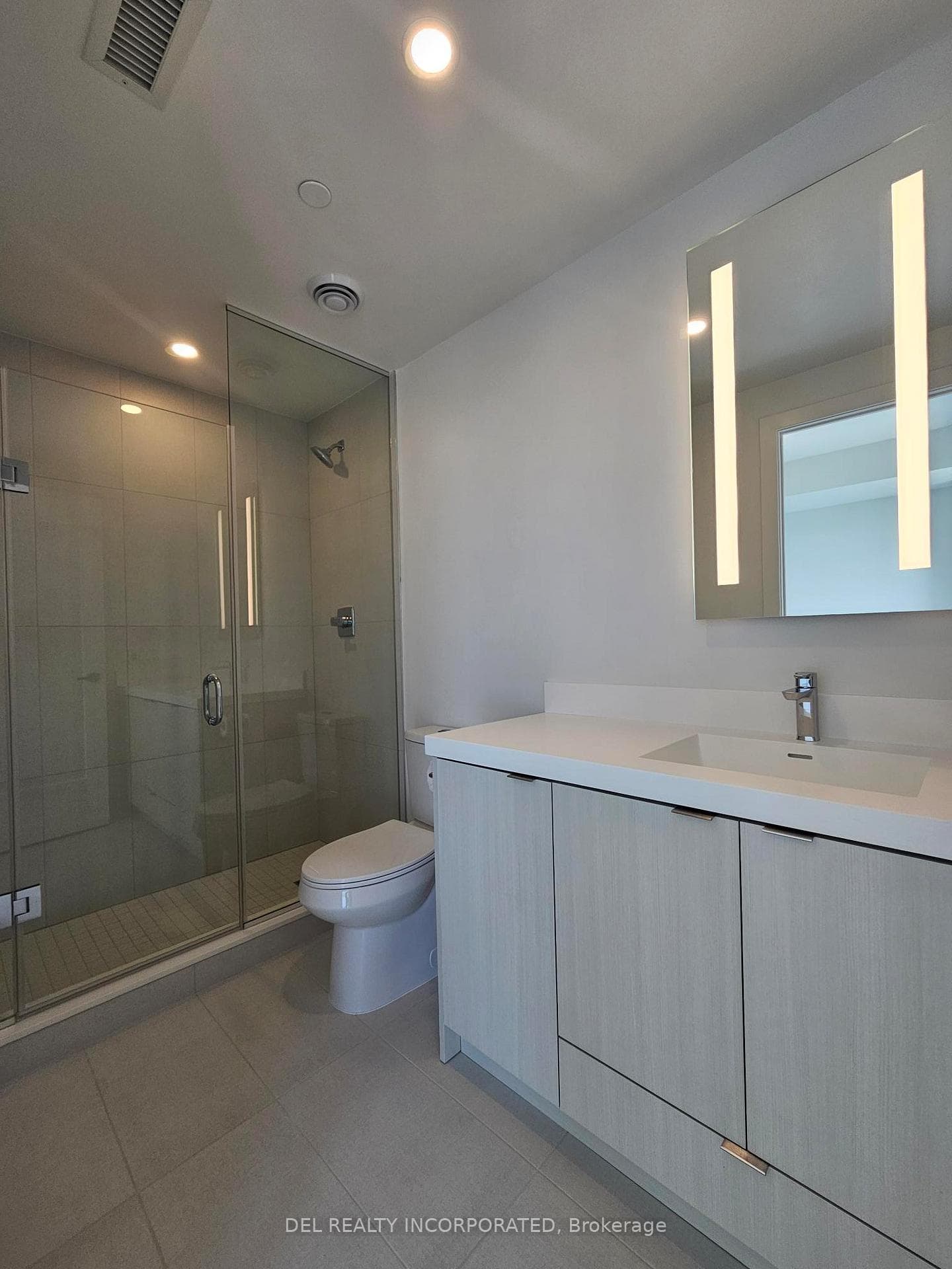 30 Inn On The Park Drive Unit 4203 photo 9