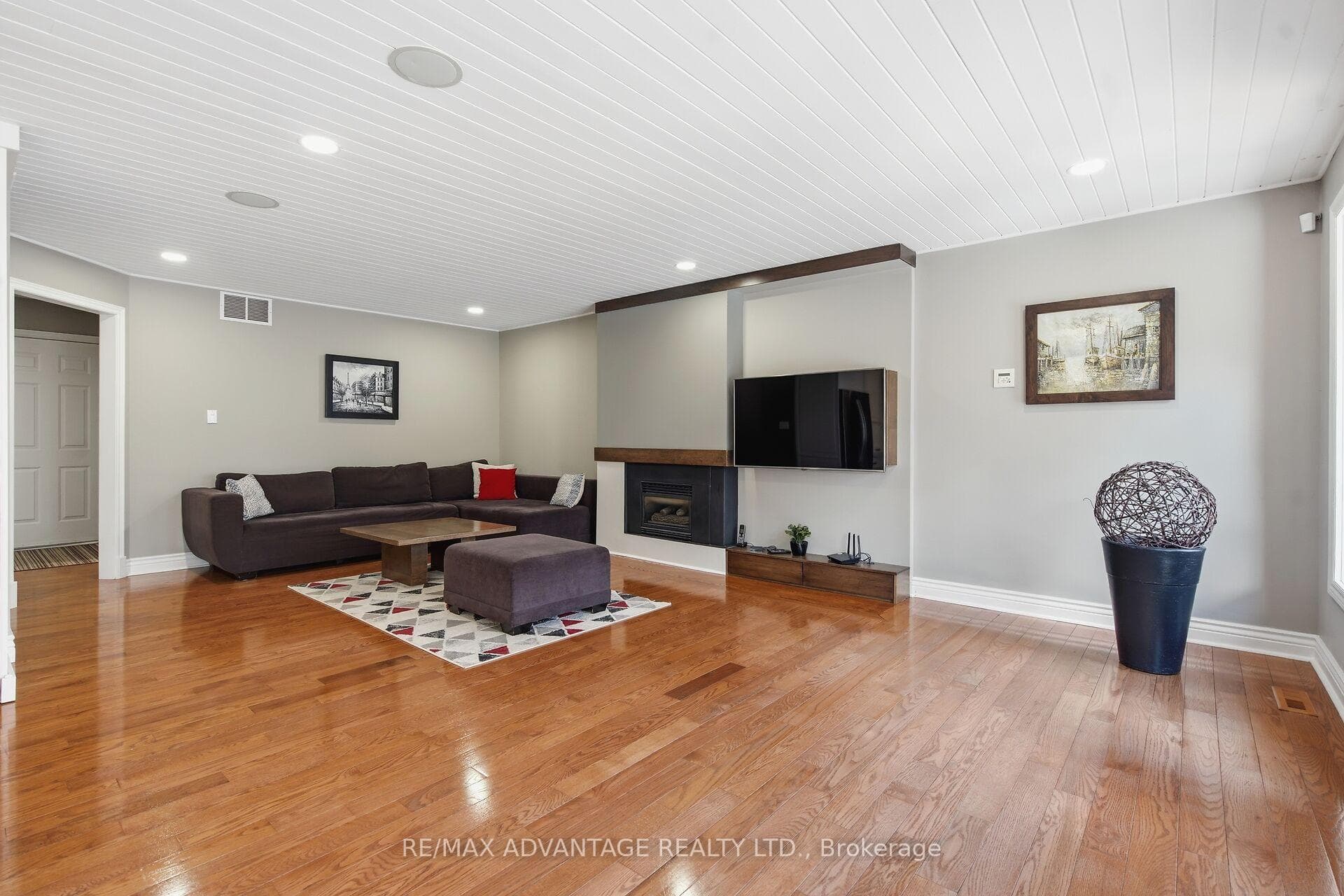 family room