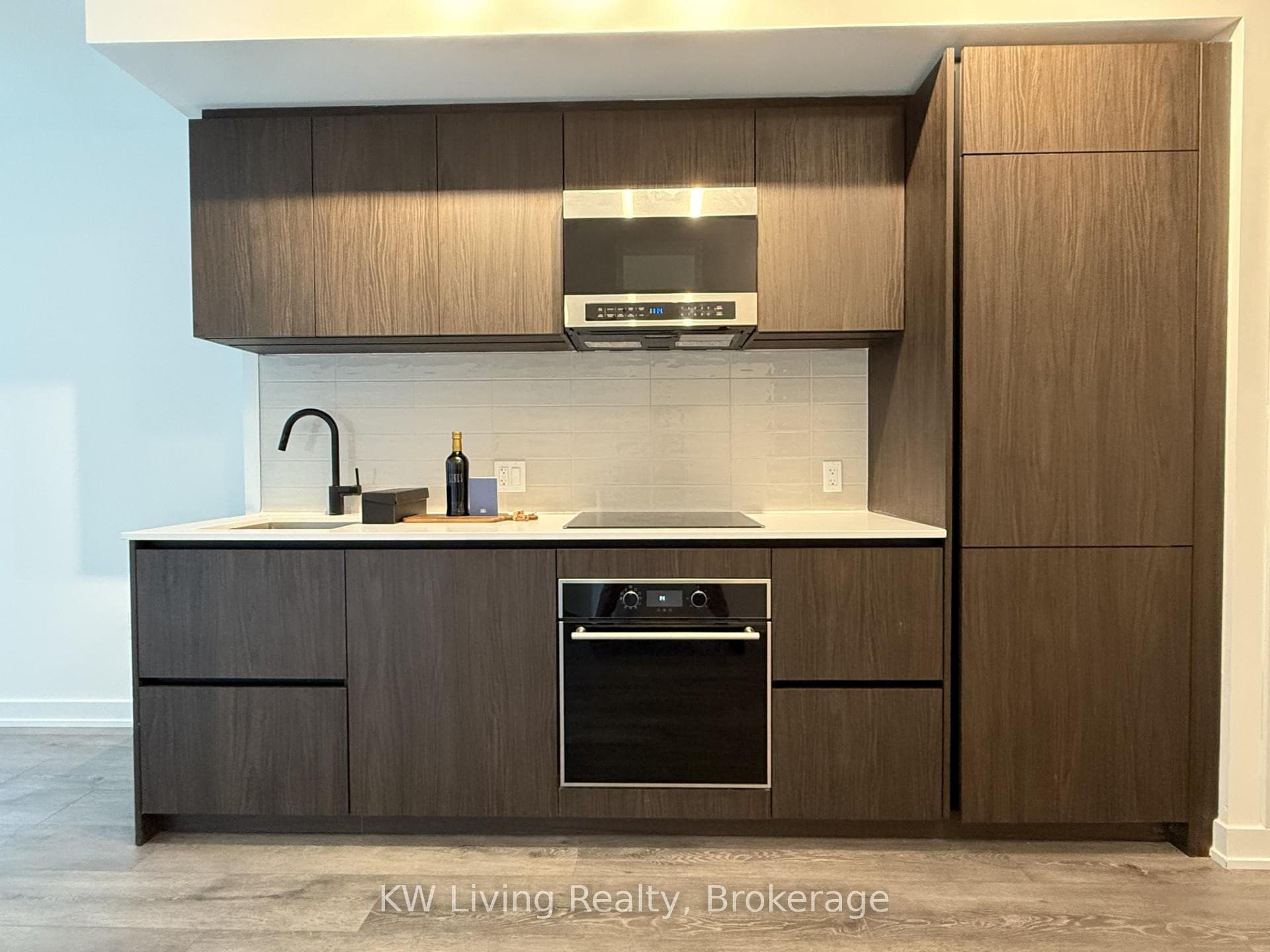 117 Broadway Avenue Unit 201 photo 12