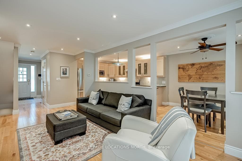 1270 Gainsborough Drive Unit 19 photo 12