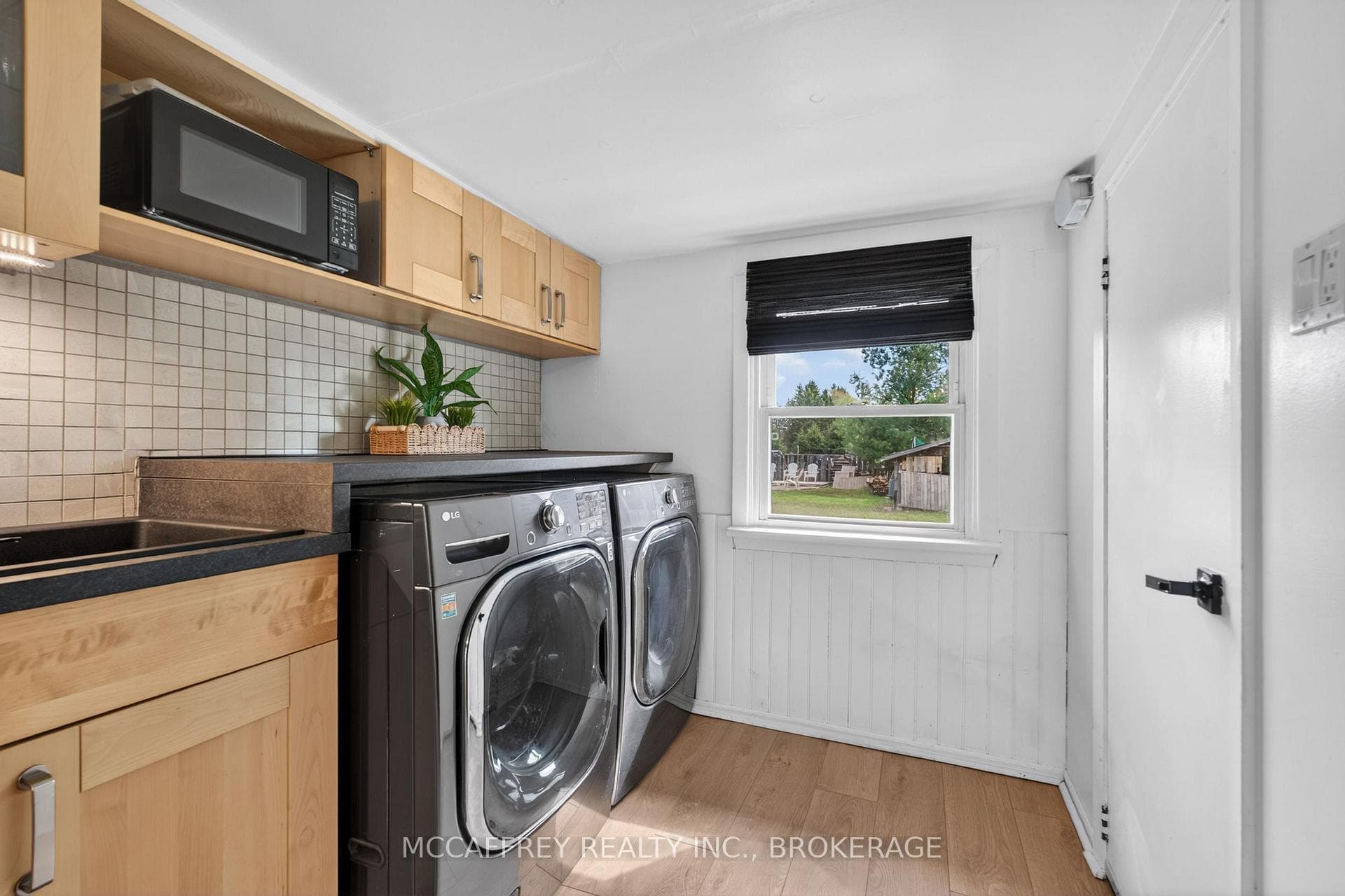 476 Hoards Road photo 14