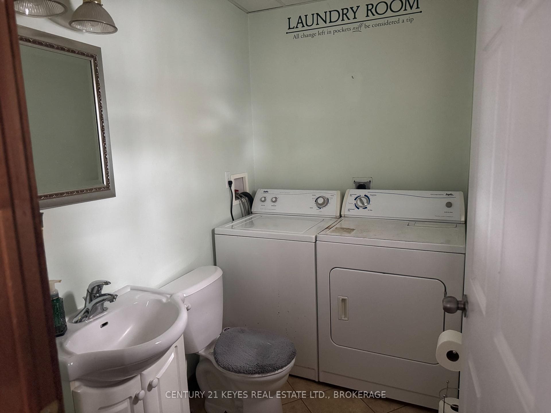 11 James St Street photo 10