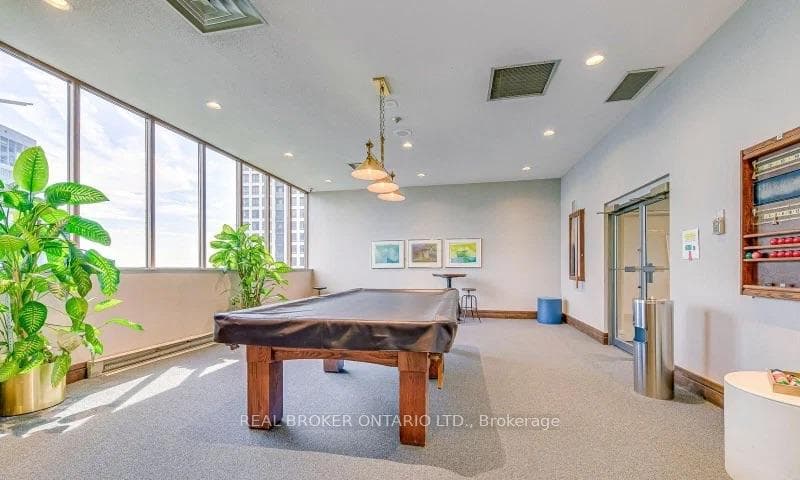 55 Elm Drive Unit 1608 photo 25