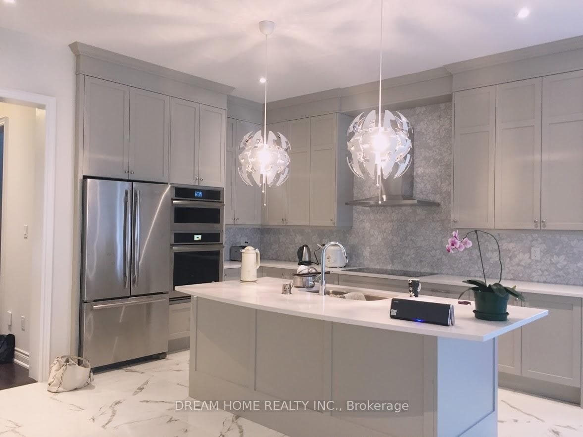 28 Larkin Avenue photo 4