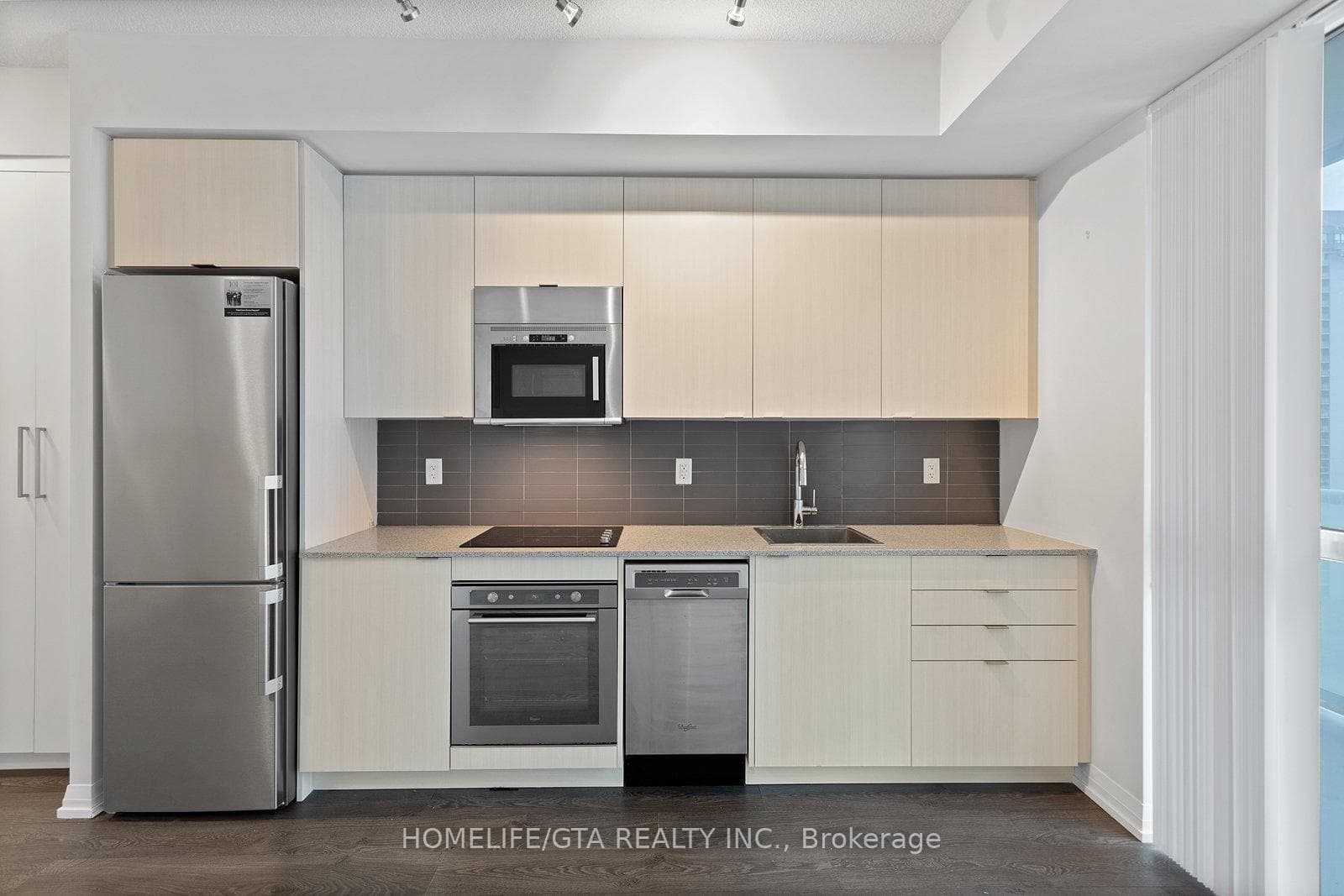 101 Erskine Avenue Unit 1306 photo 13