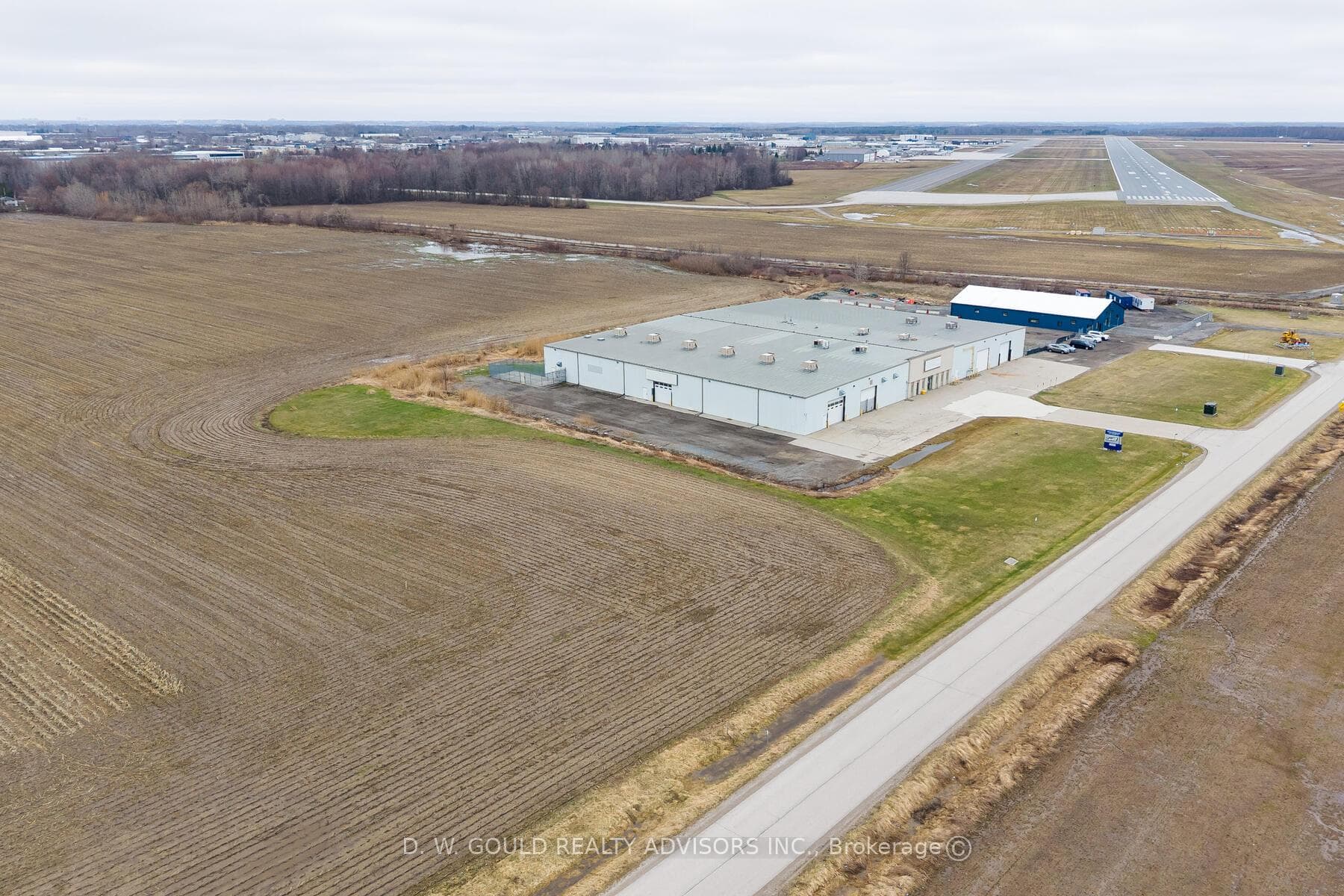 1425 Creamery Road photo 4