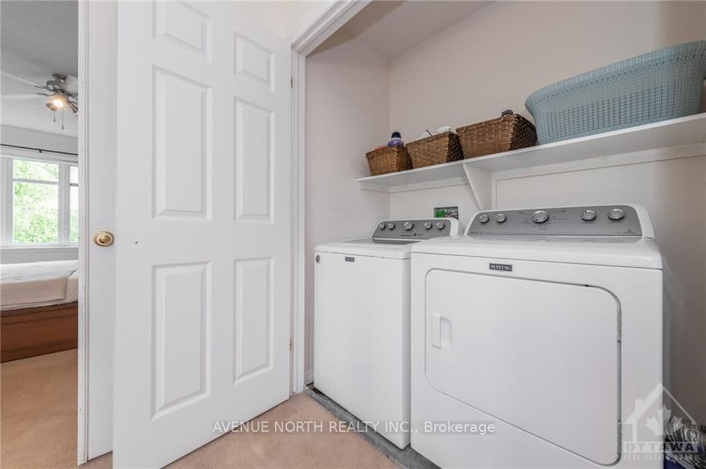 212 DEERCROFT Avenue photo 24