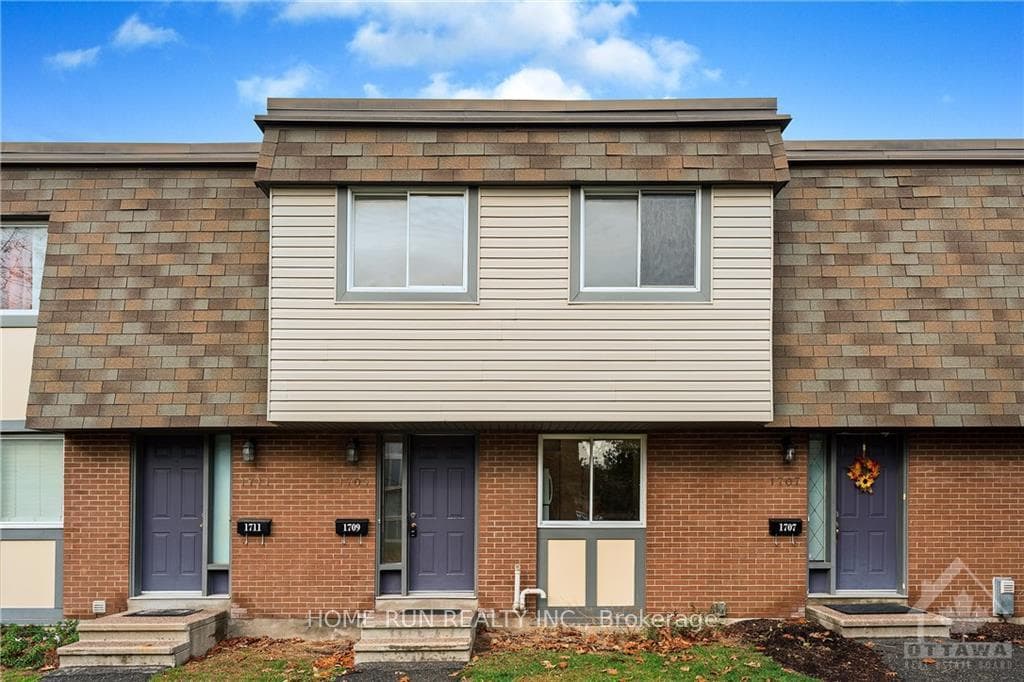 1709 HEATHERINGTON Road photo 1
