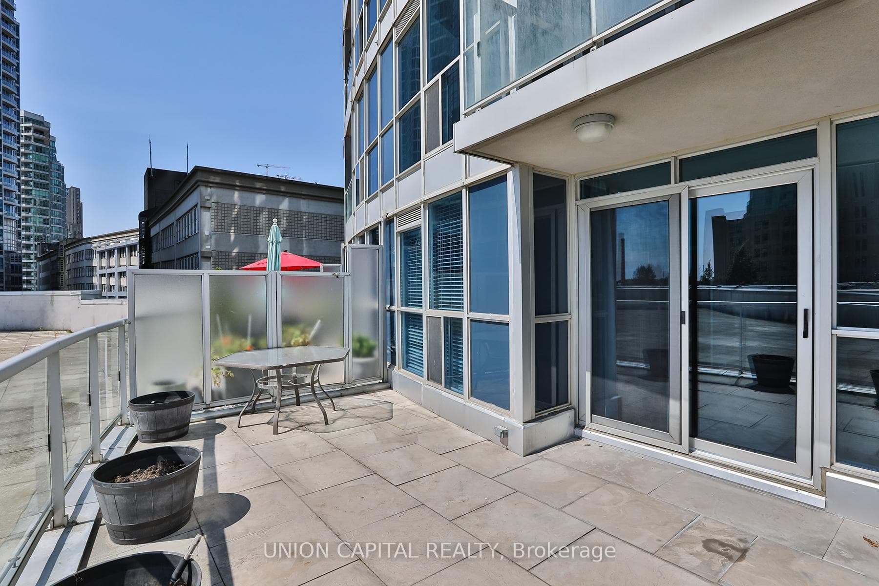 8 York Street Unit 409 photo 22