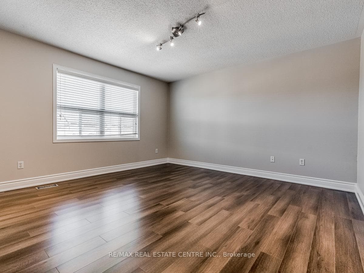 5819 Rainberry Drive photo 21
