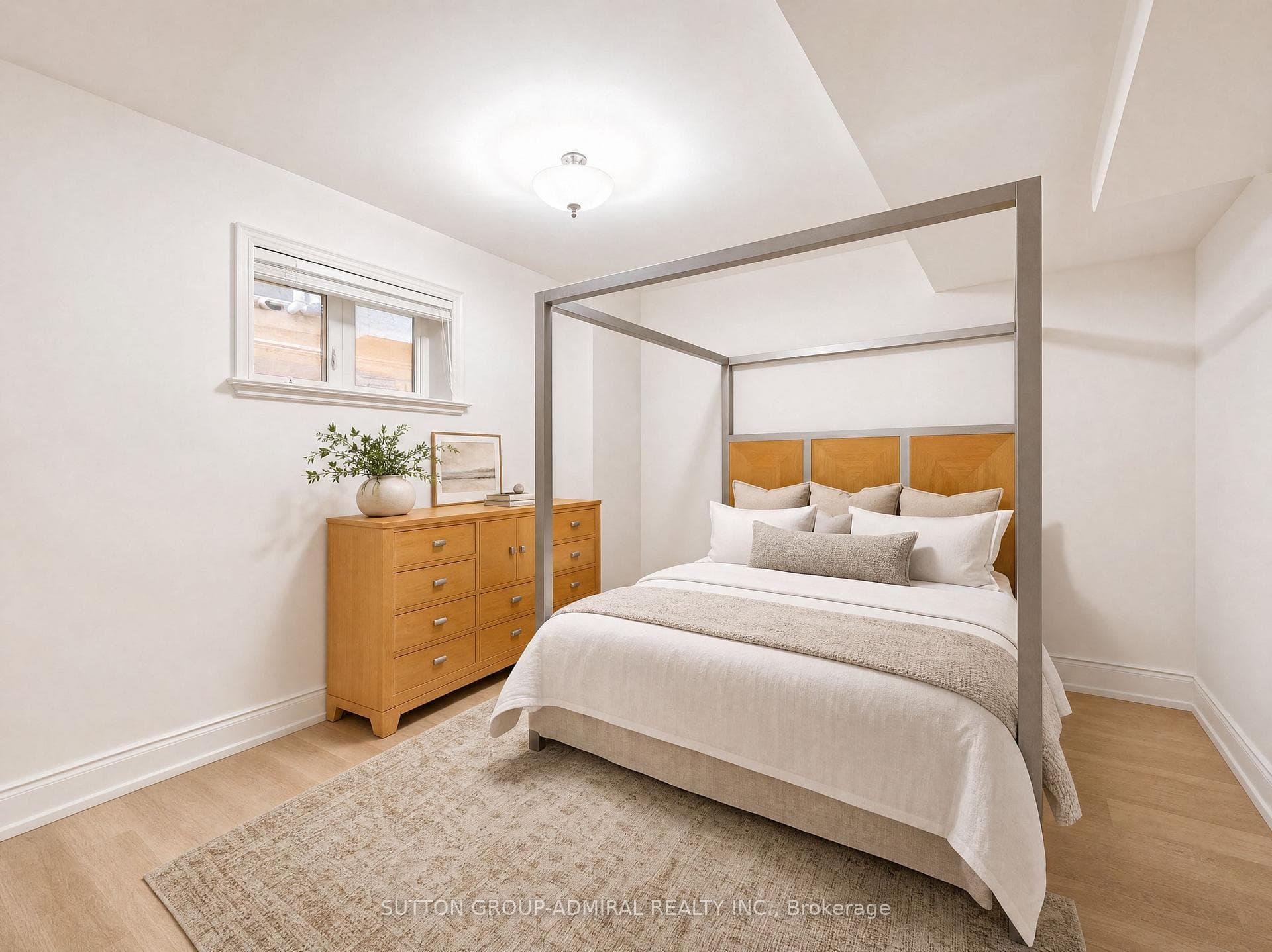 35 Wentworth Avenue photo 38