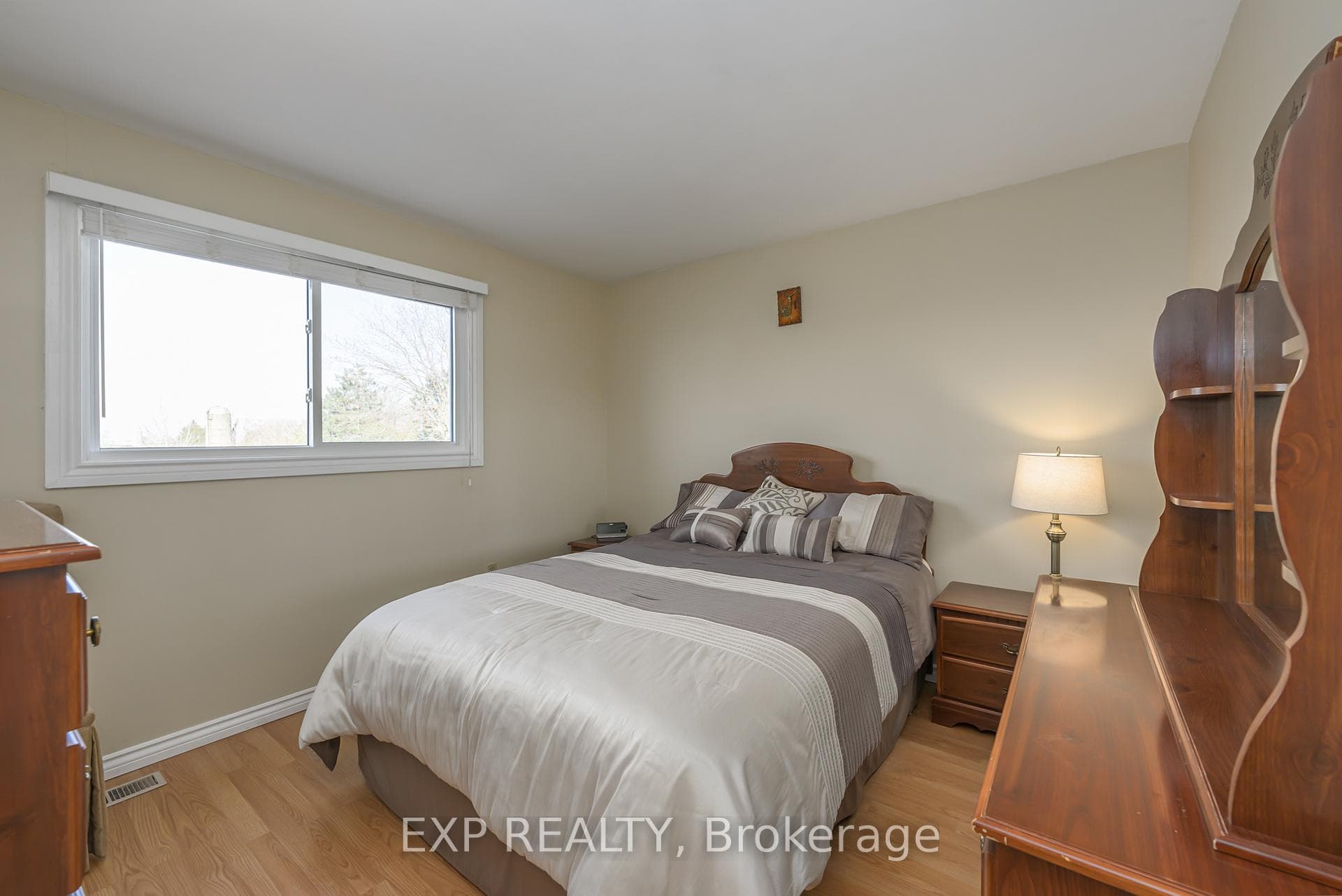 5054 Westchester Bourne N/A photo 13