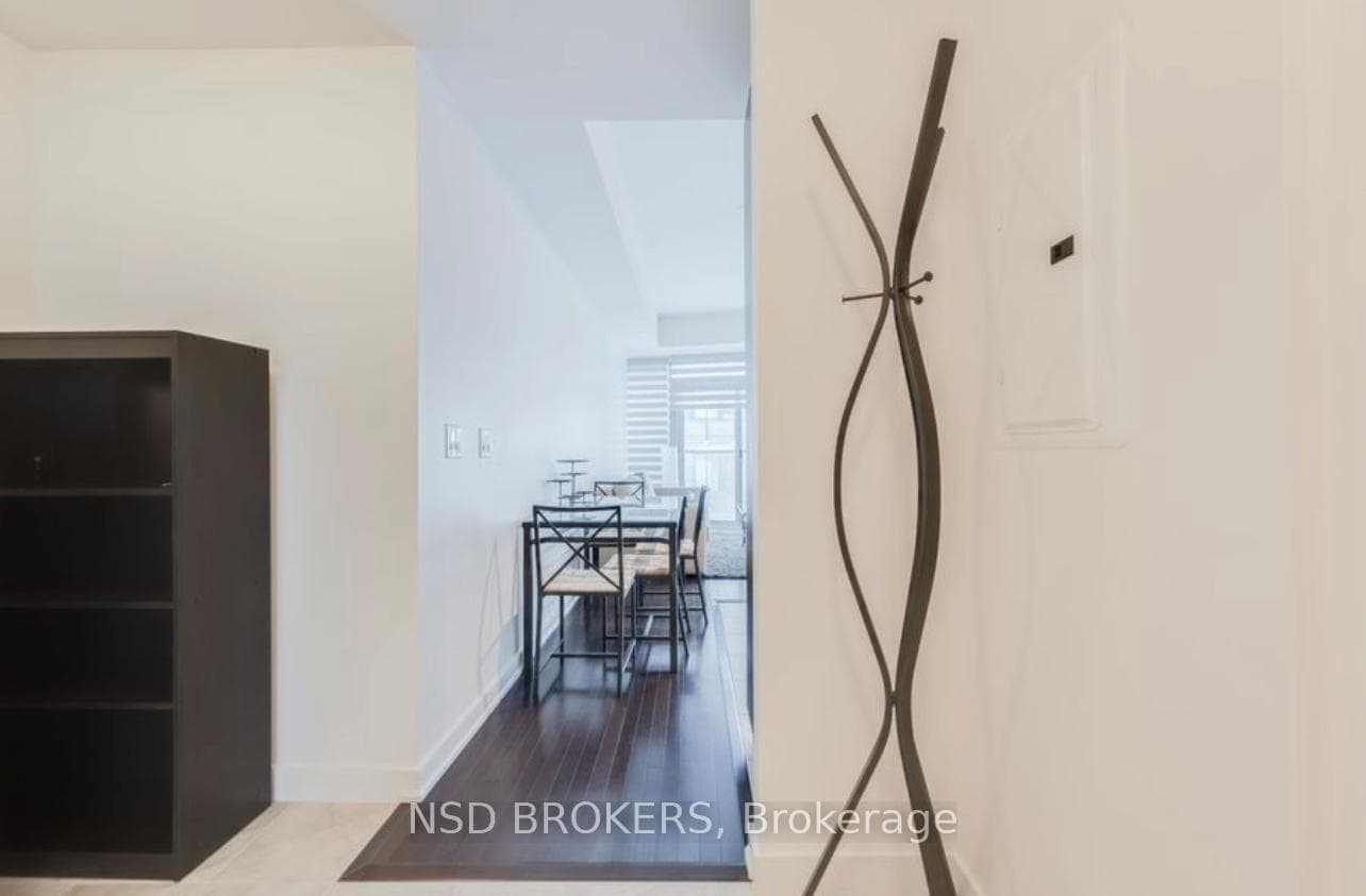 14 York Street Unit 2510 photo 2