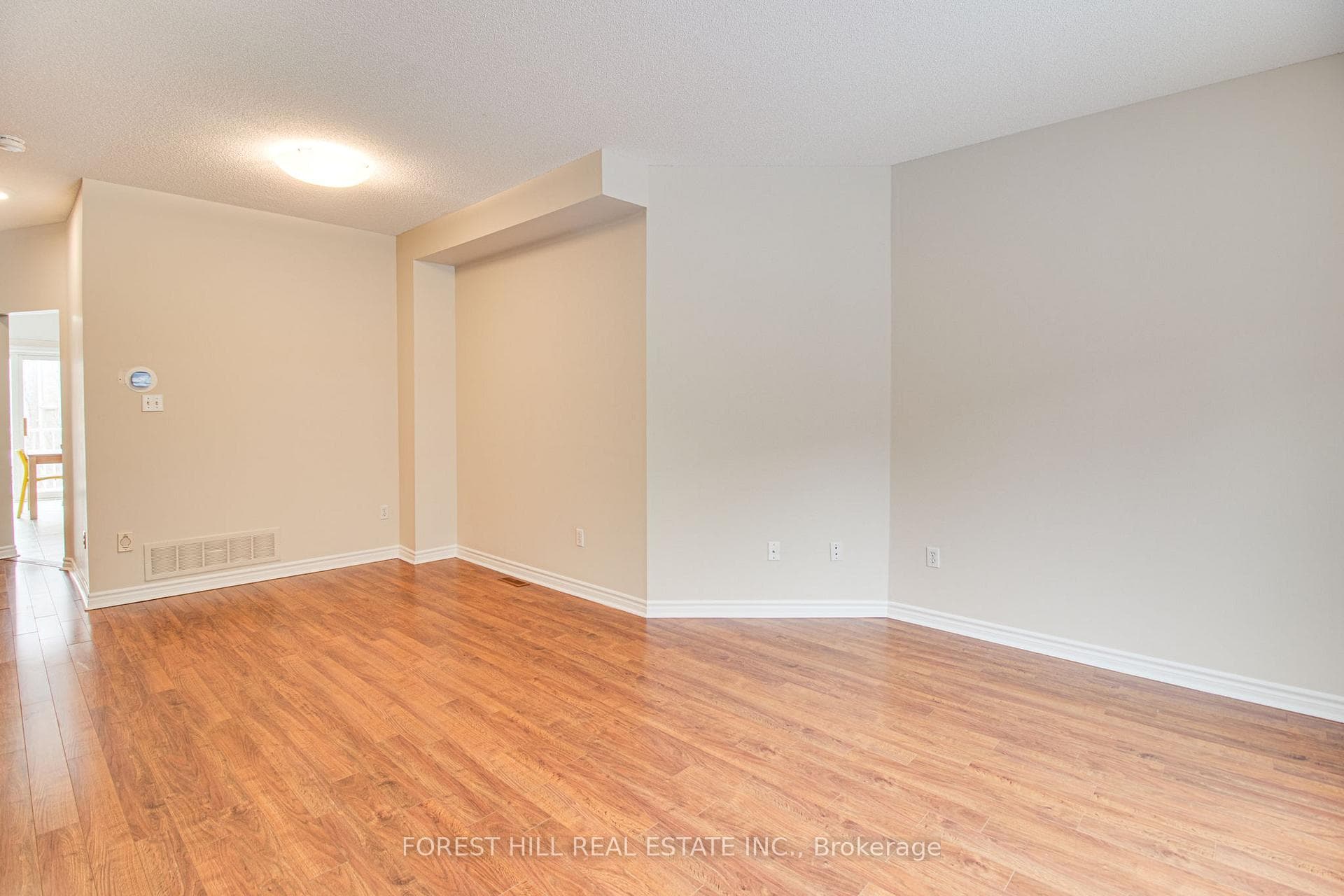 23 Observatory Lane Unit 256 photo 32