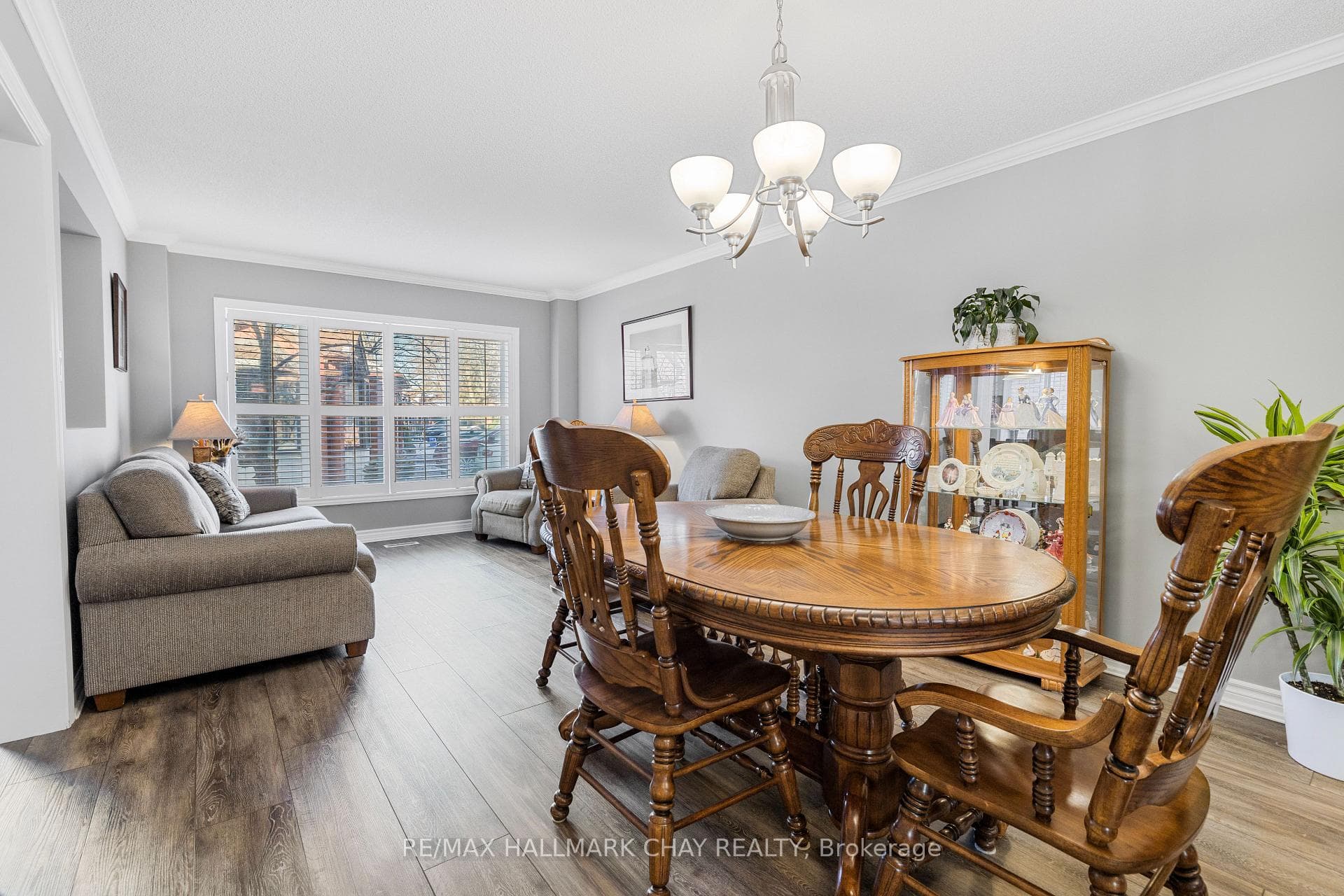135 Green Briar Road photo 9