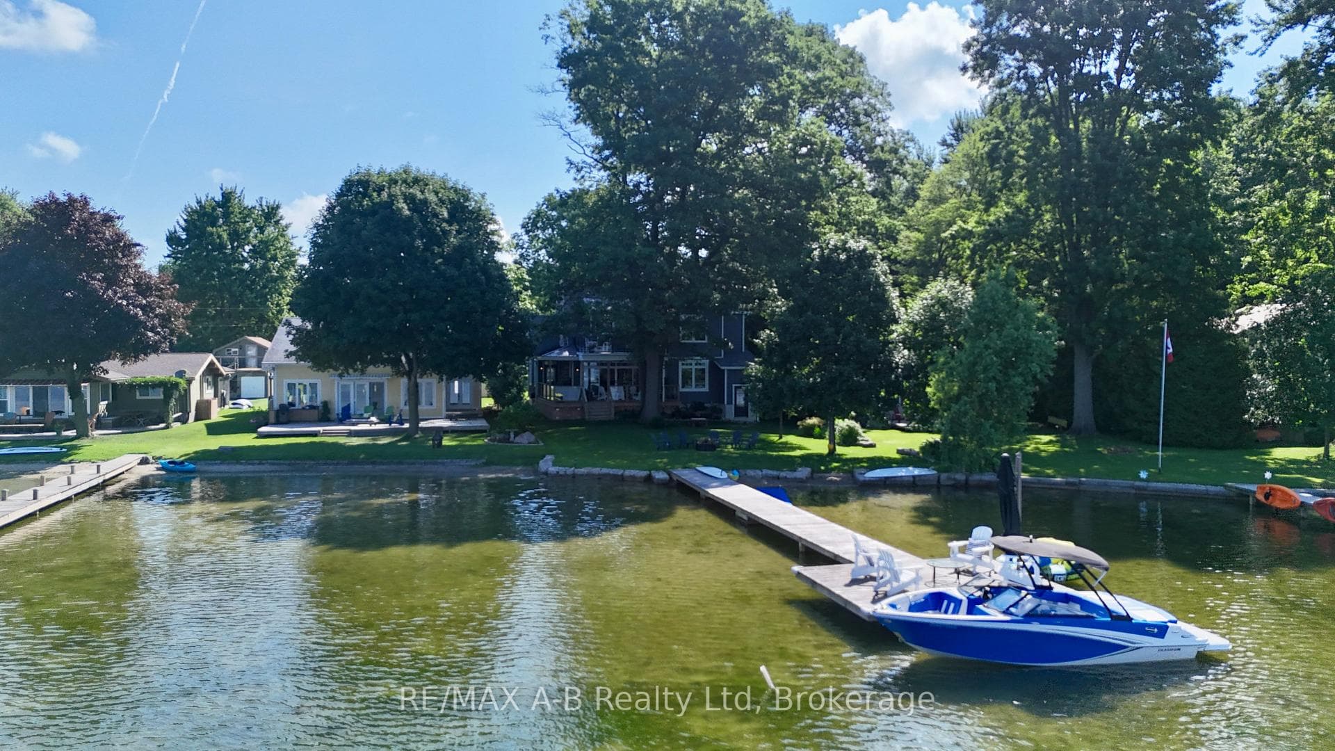 281 Mank Street photo 42