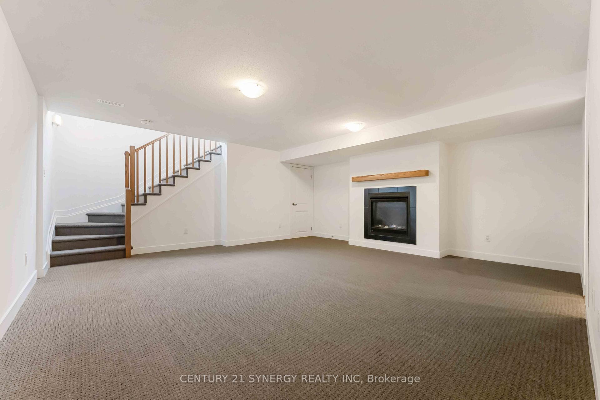 254 Finsbury Avenue photo 43