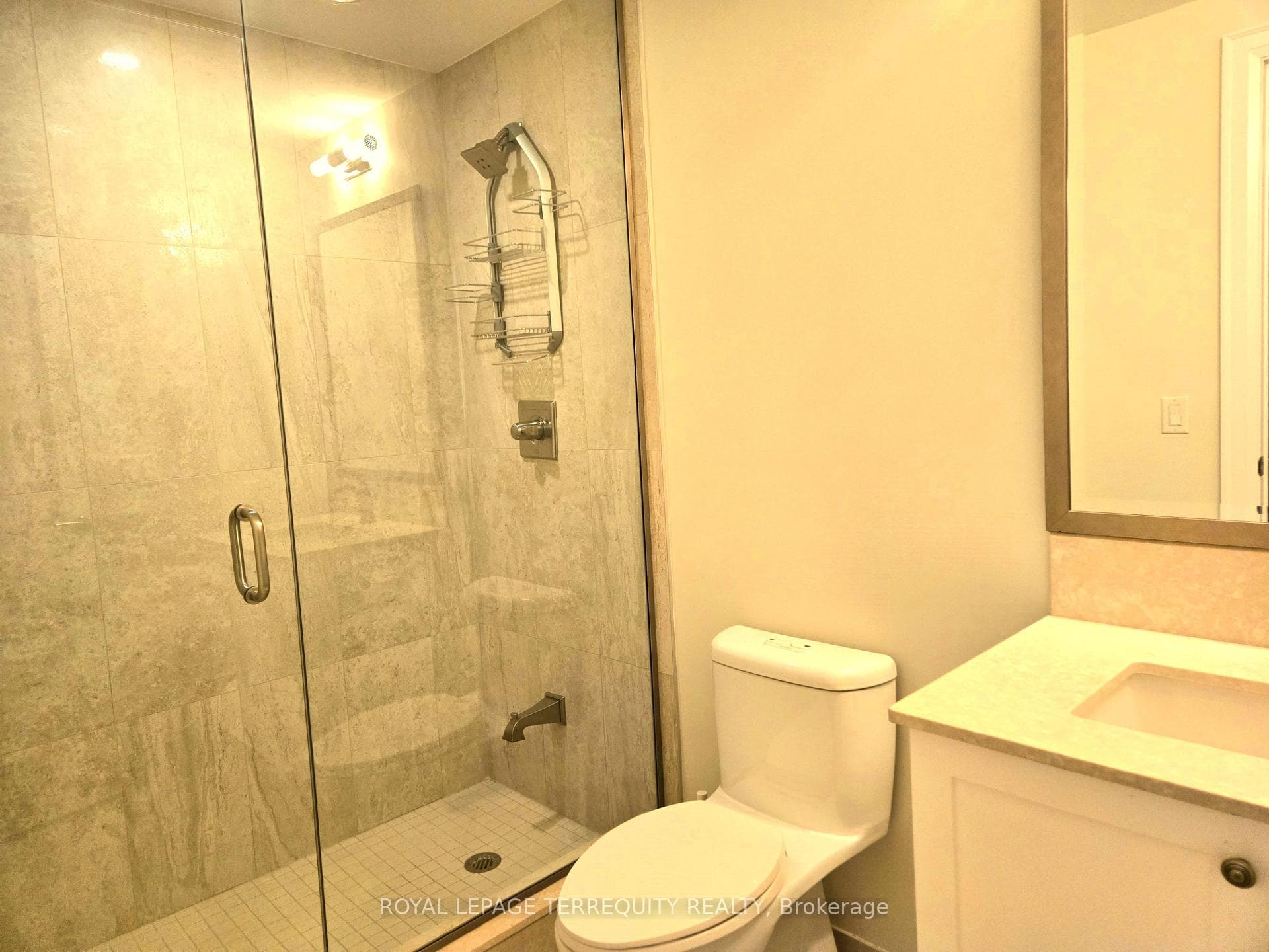 1888 Bayview Avenue Unit 605 photo 22