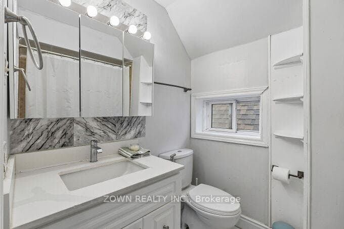 6 Albany Avenue photo 25