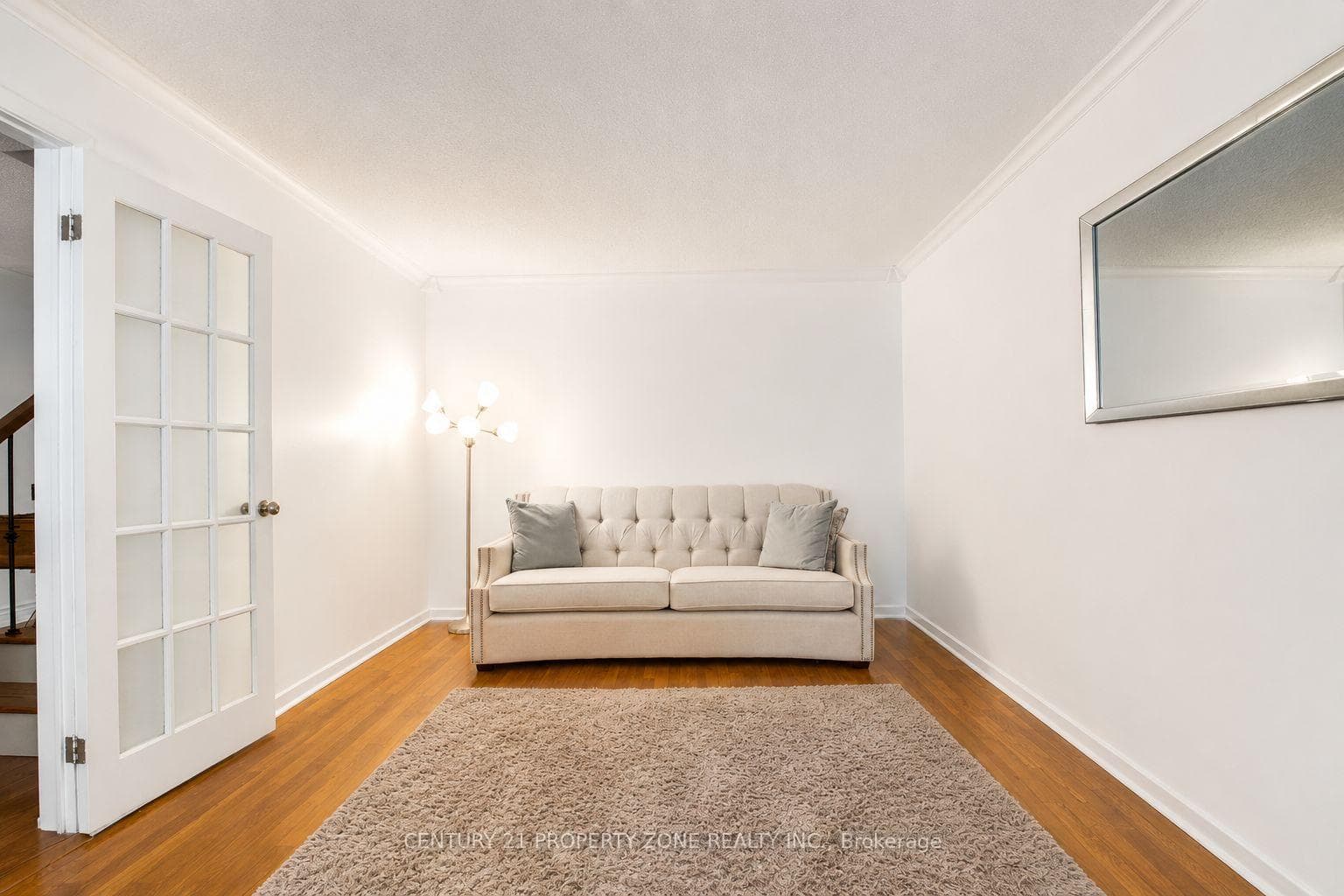 27 Madrid Crescent photo 6