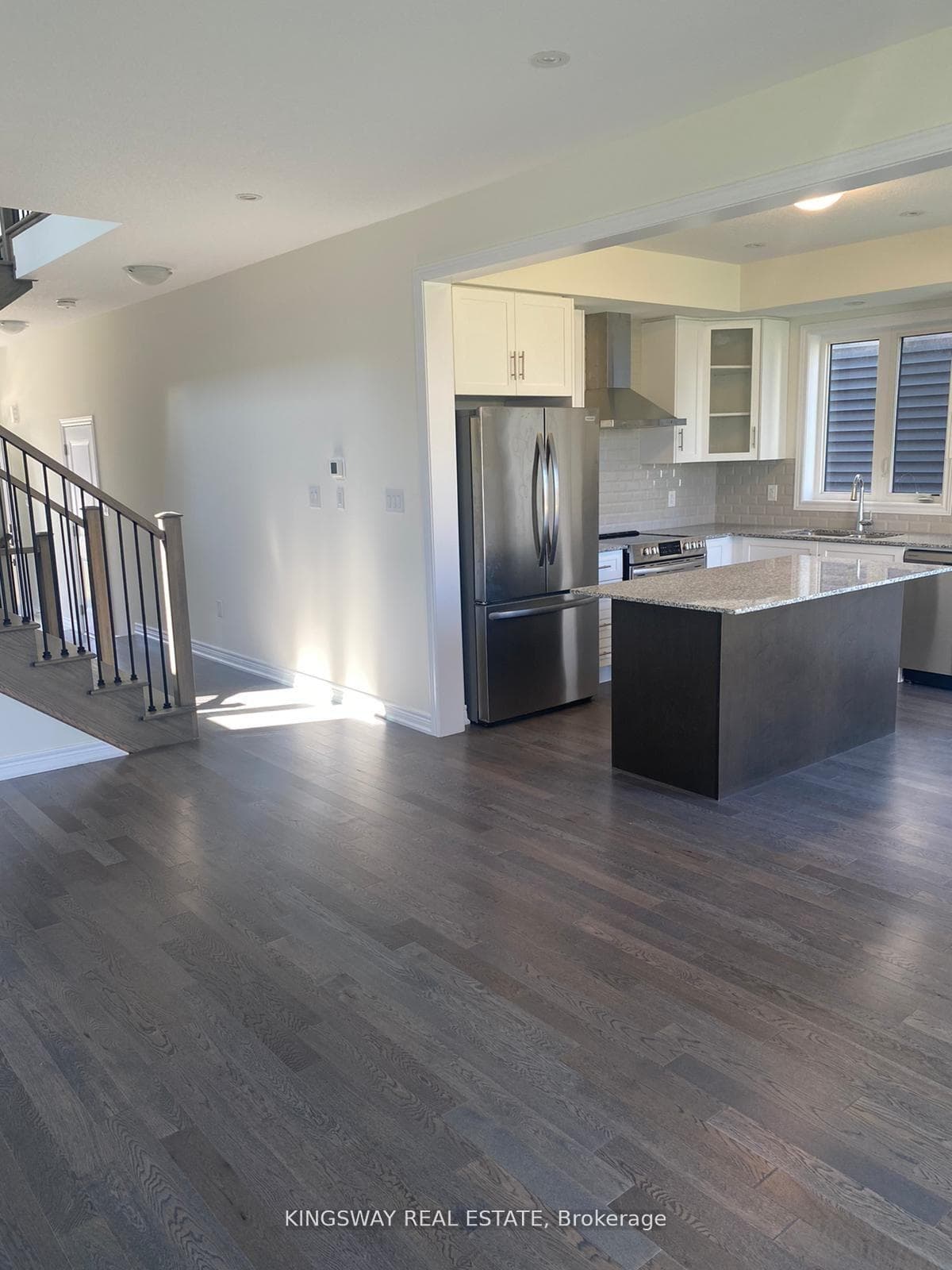162 Blackbird Way photo 3