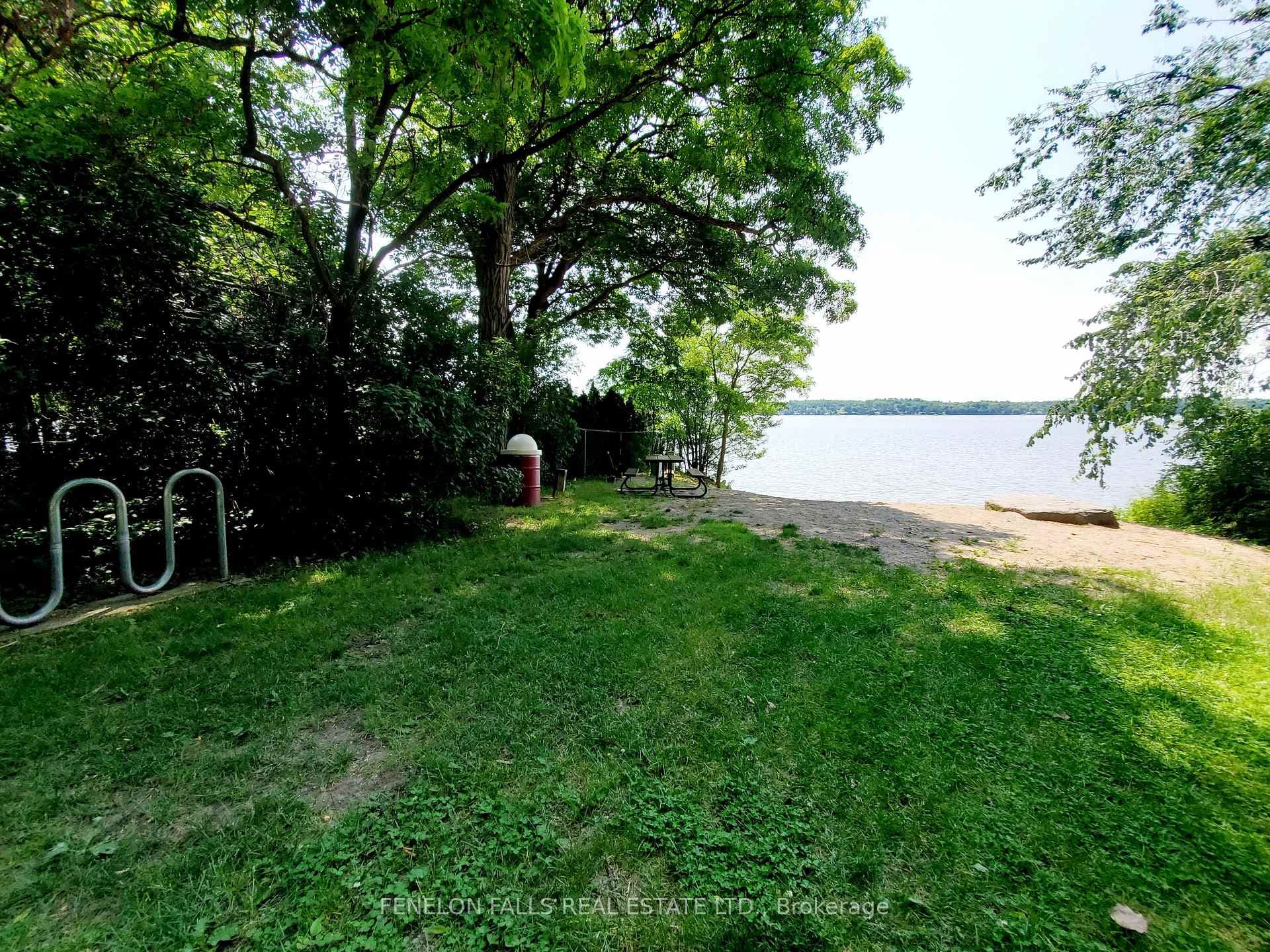 31 Edgewood Drive photo 23