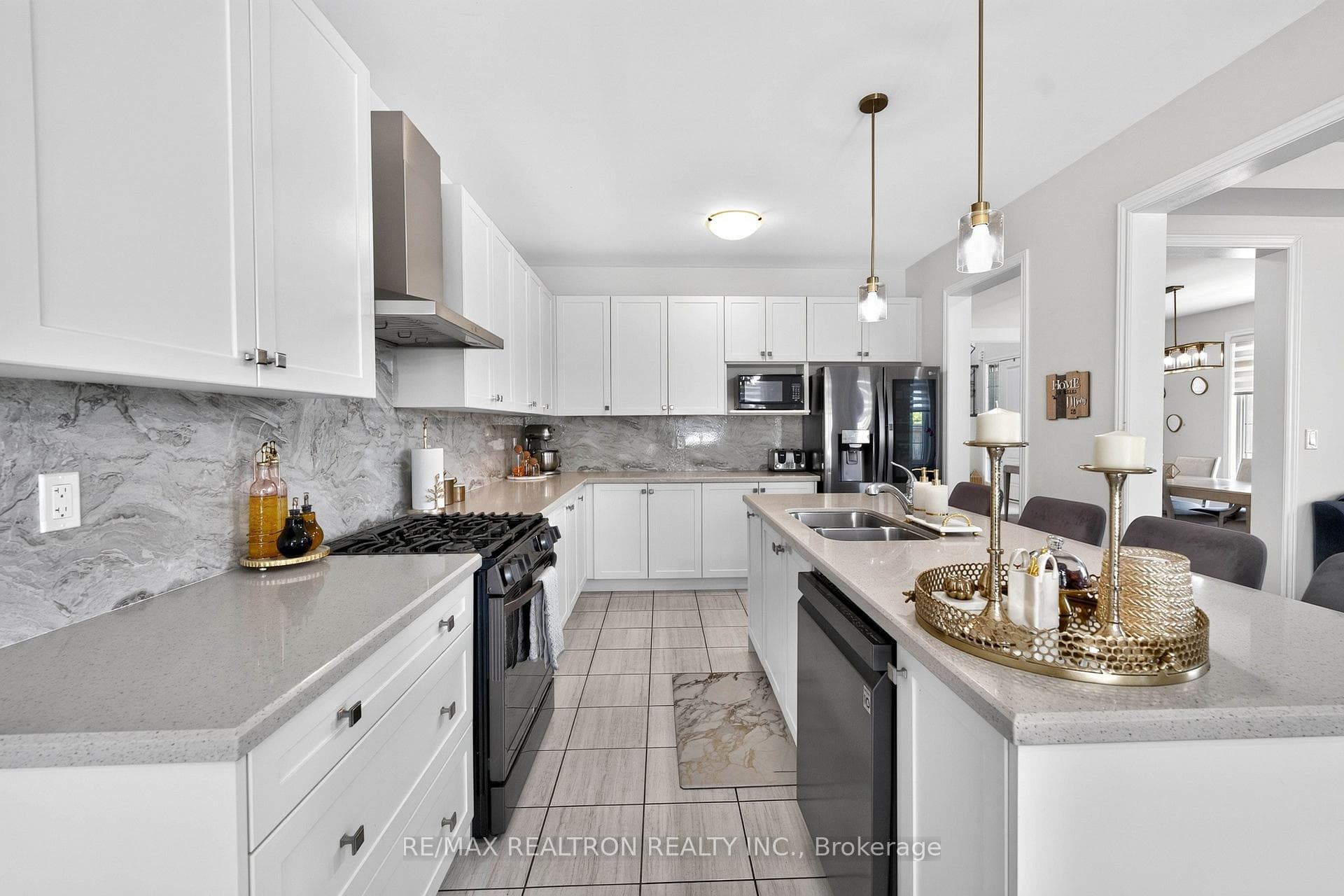 40 Auckland Drive photo 16