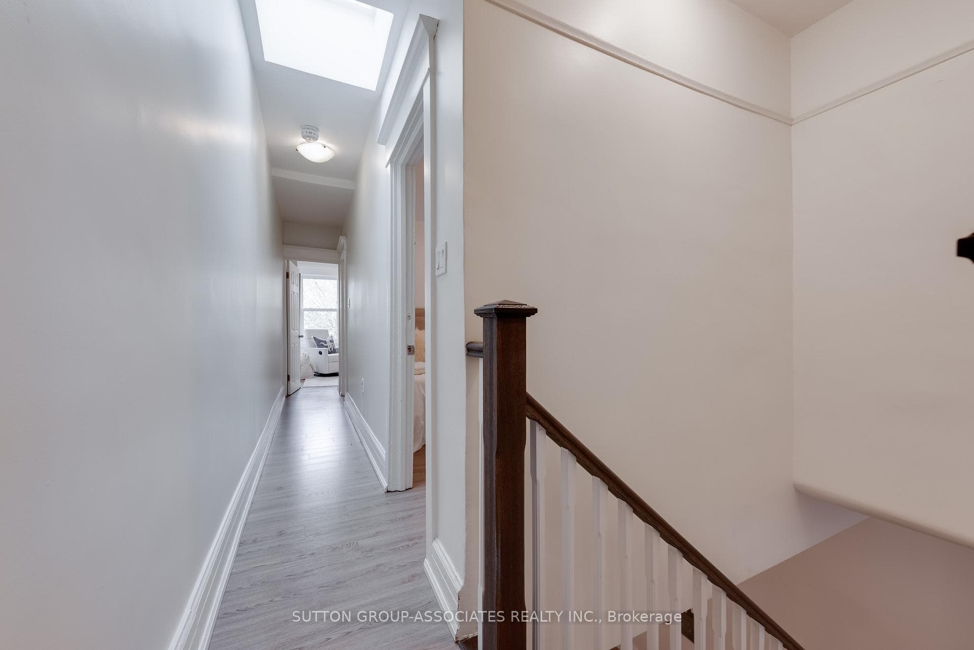 131 Ascot Avenue photo 20