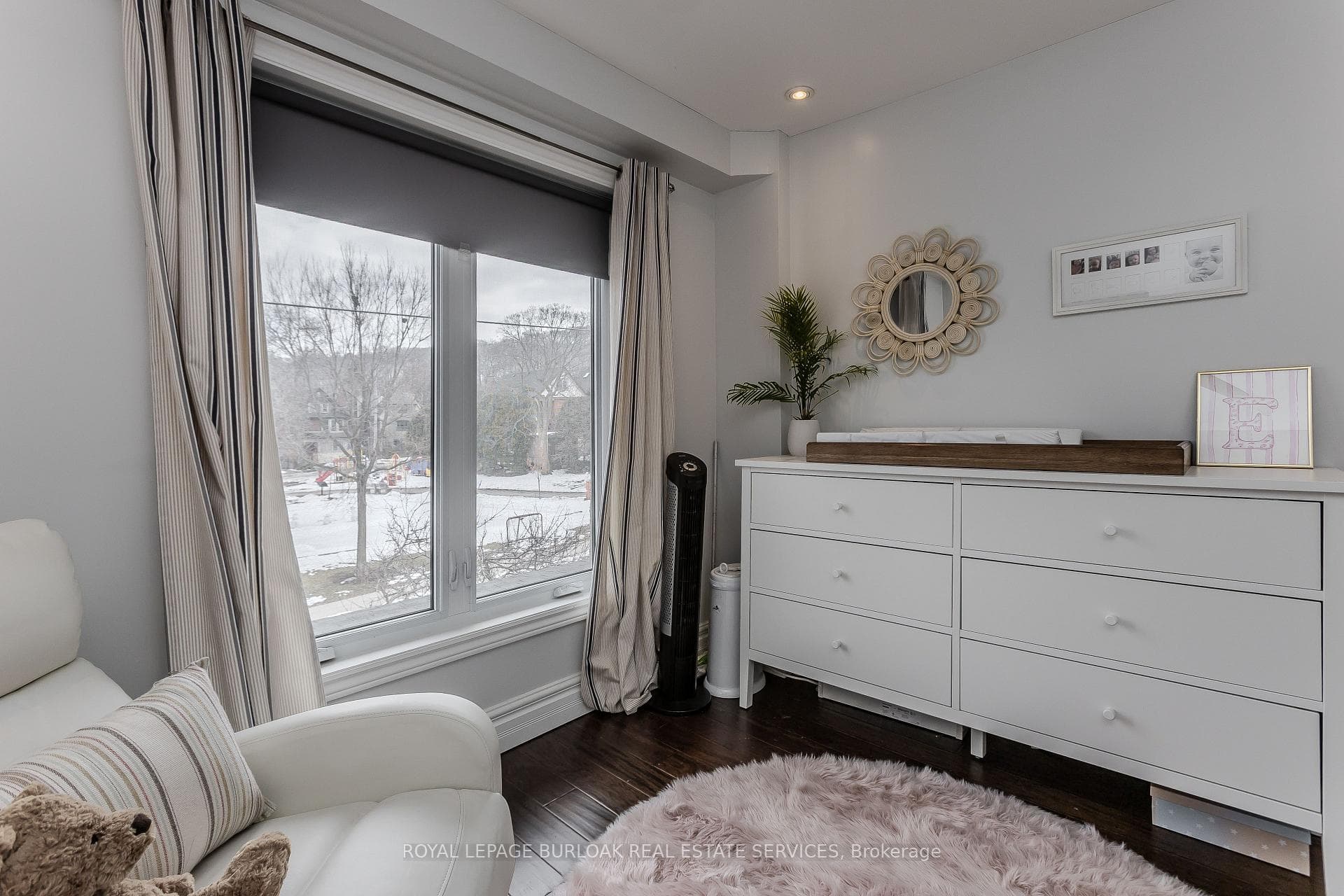 8 Mapleside Avenue photo 24