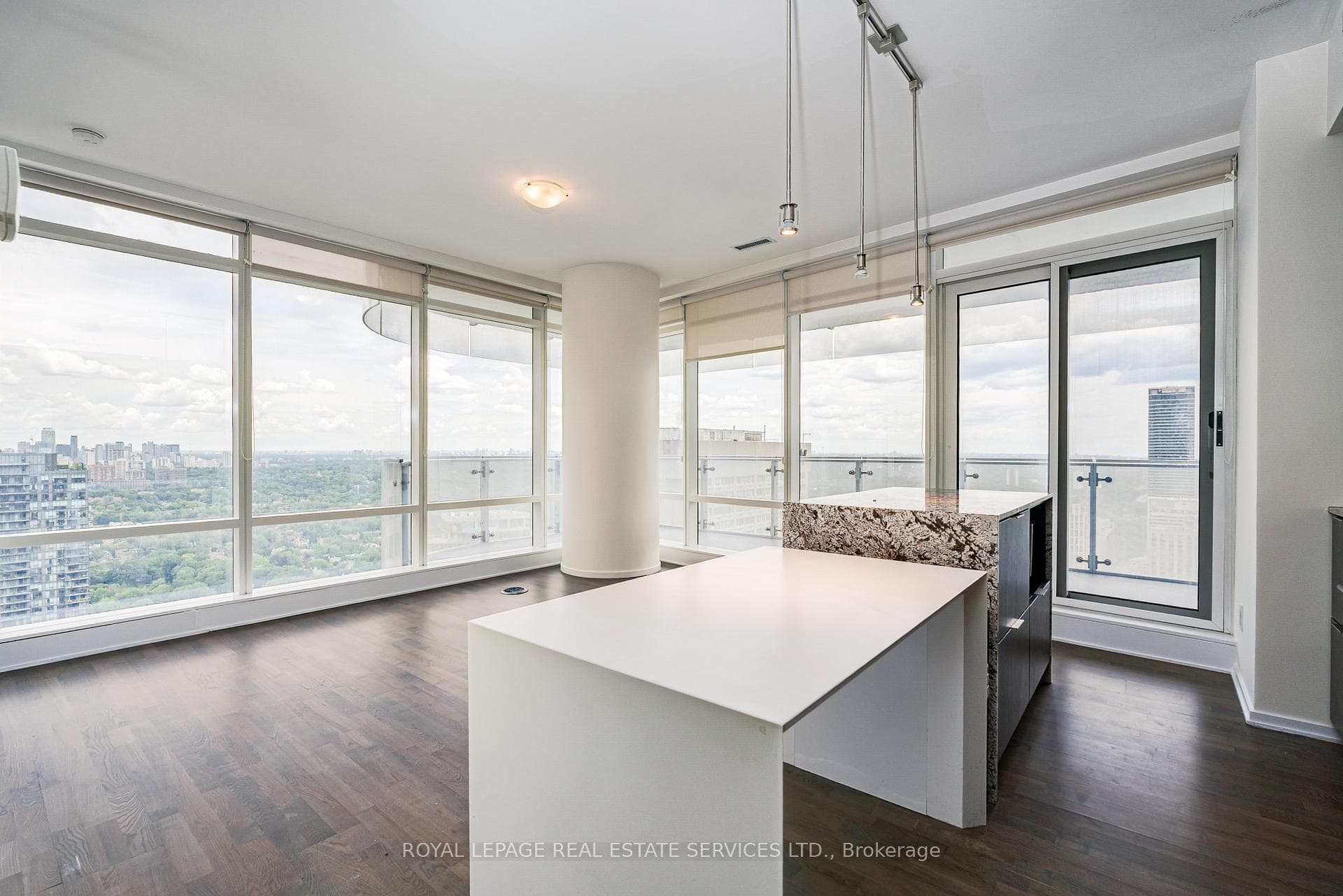 Living / Kitchen