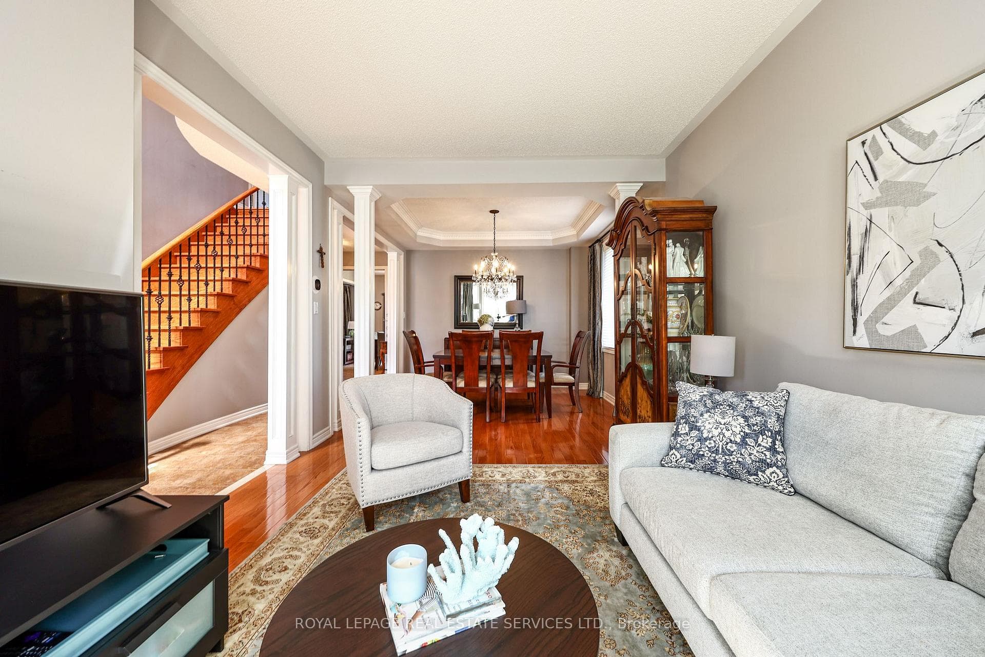 140 Humber Forest Court photo 9