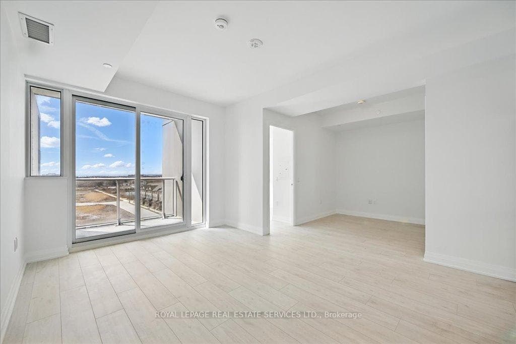 412 Silver Maple Road Unit 618 photo 25
