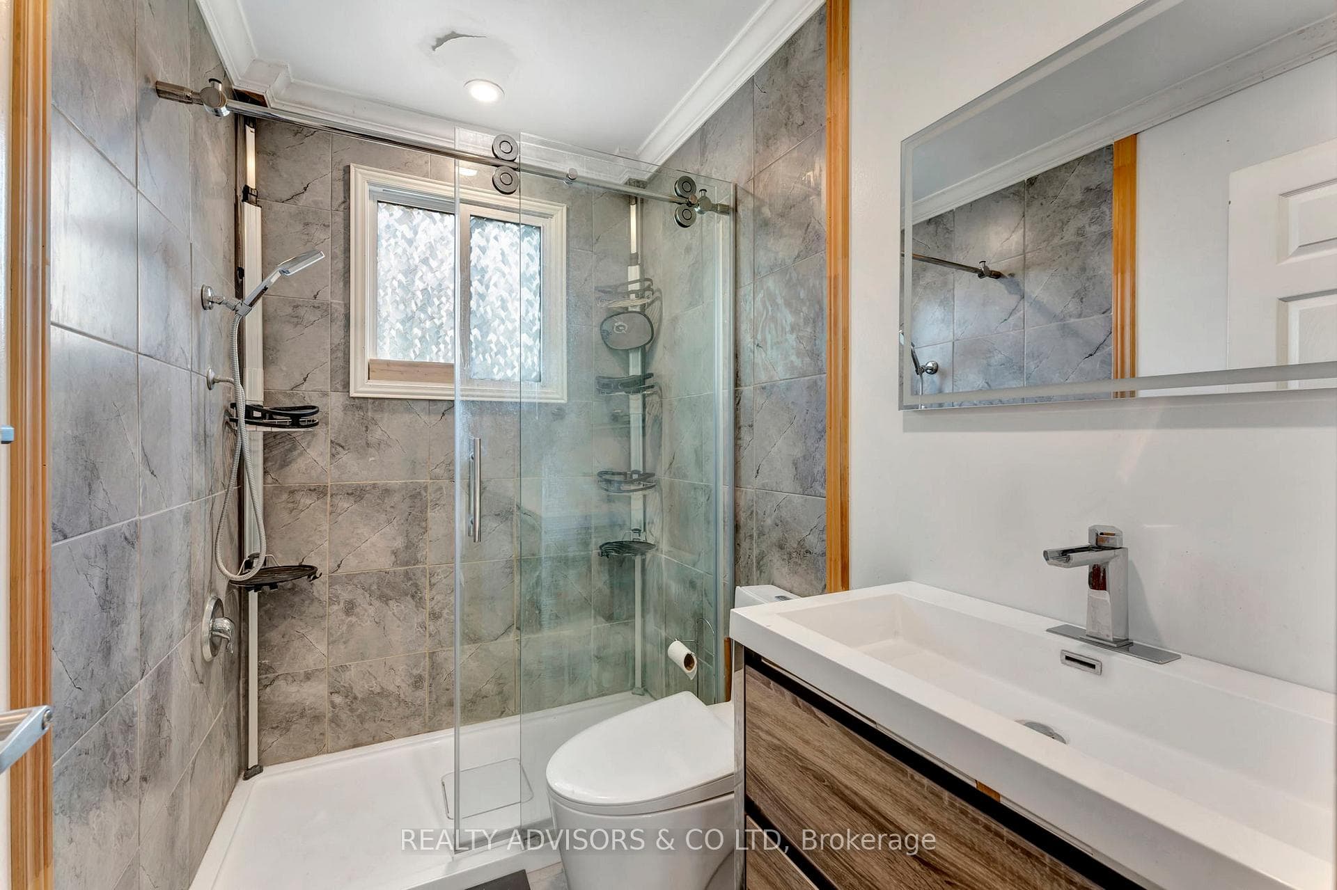 58 Devonshire Avenue photo 25