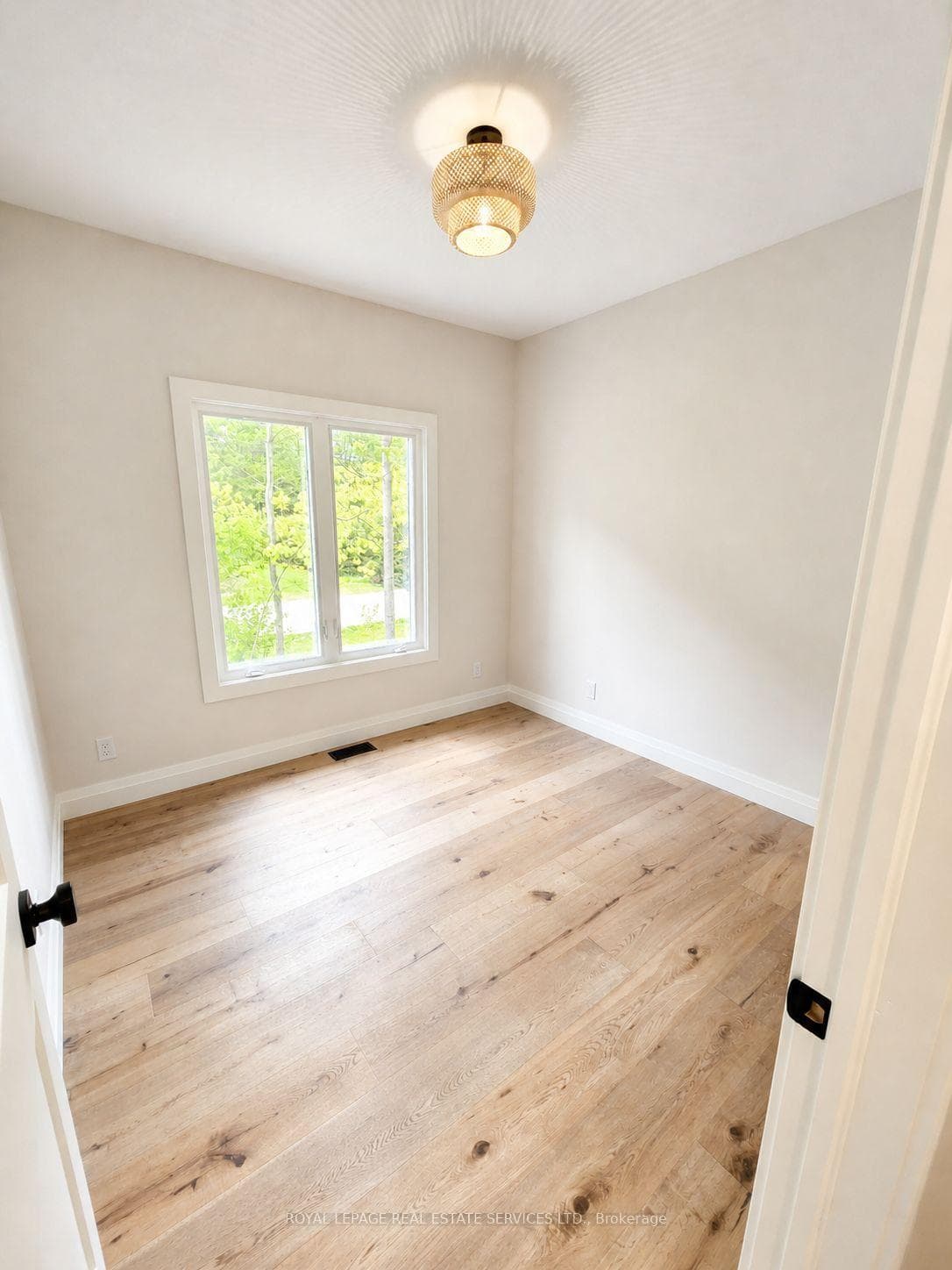 99 Tall Pines Drive photo 2