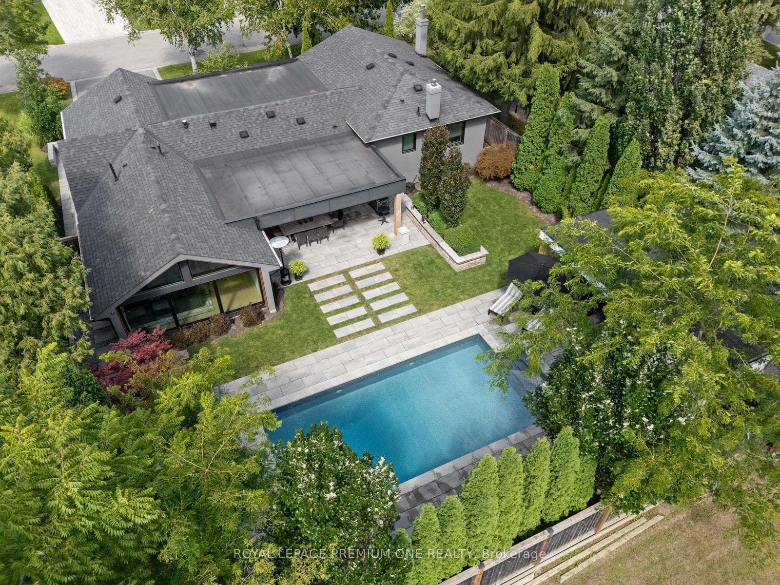 49 Norman Drive photo 48
