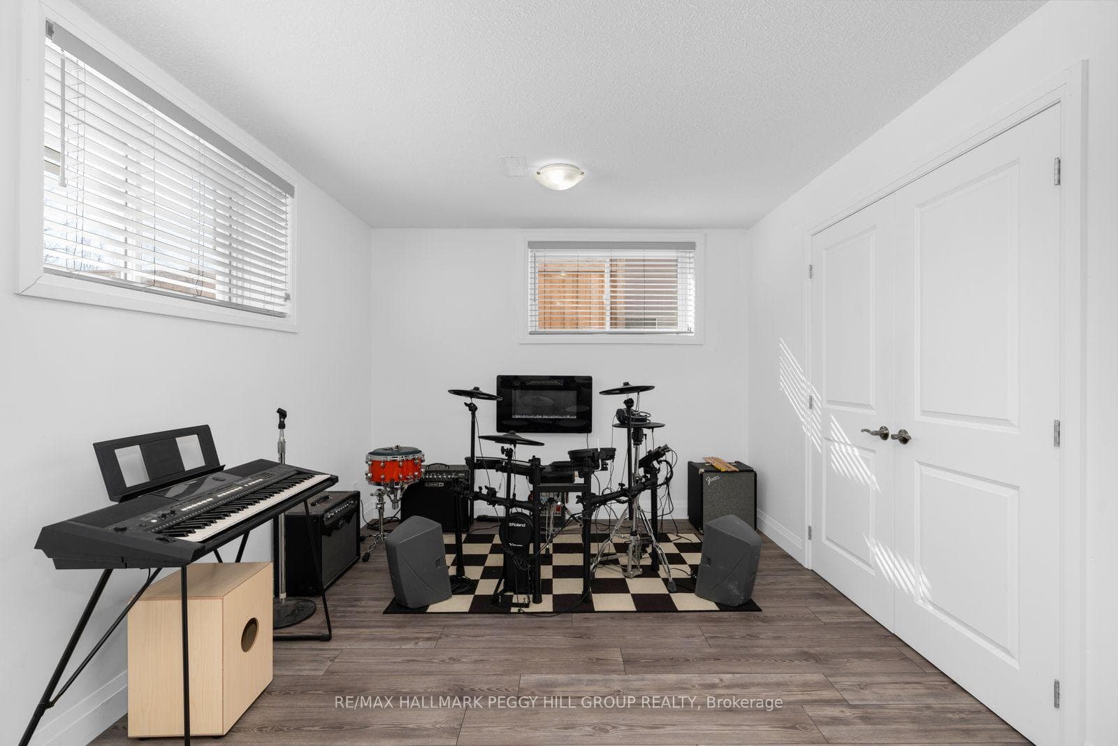 2967 Earl Street photo 18