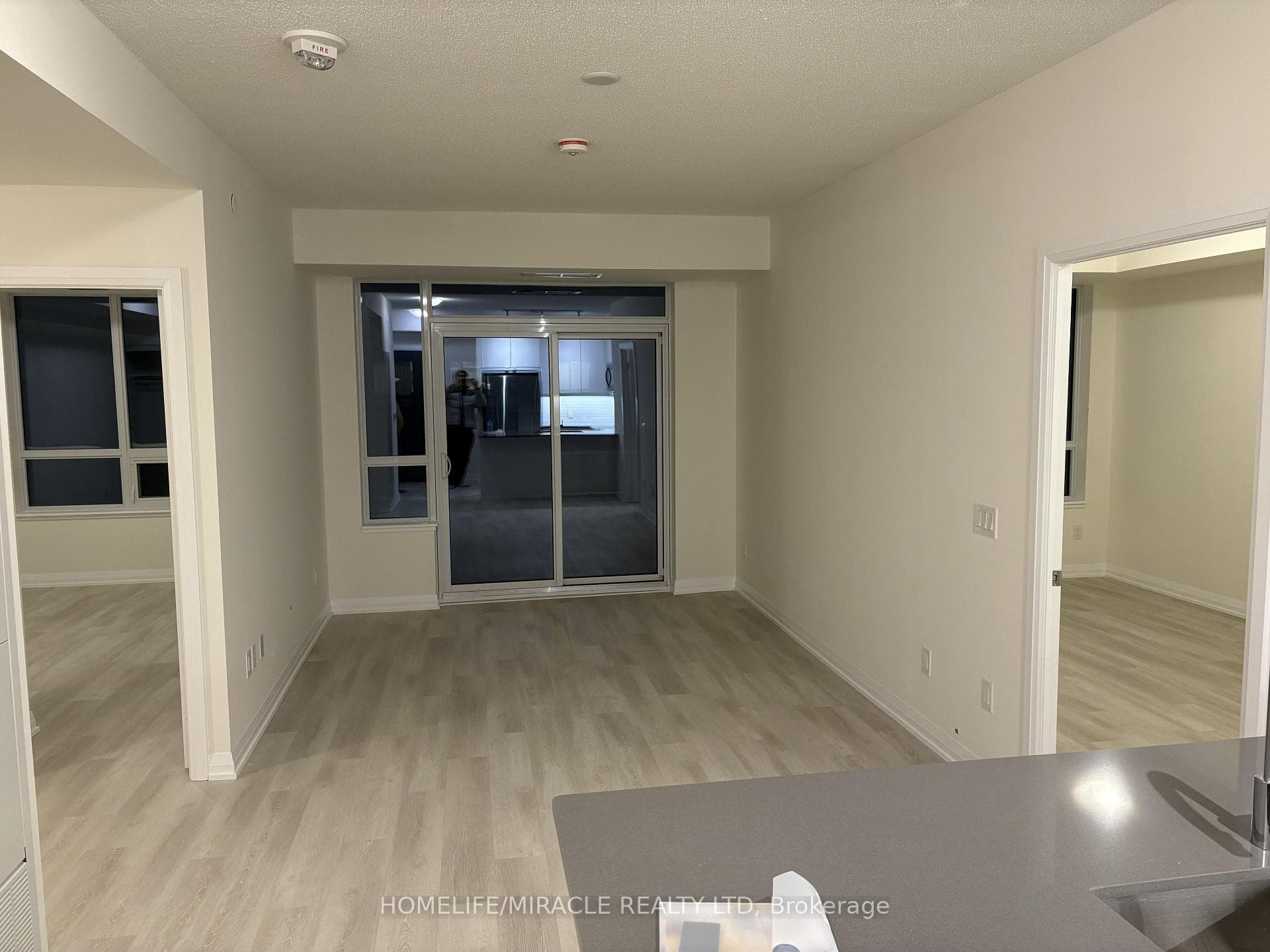 3260 Sheppard Avenue Unit 704 photo 5
