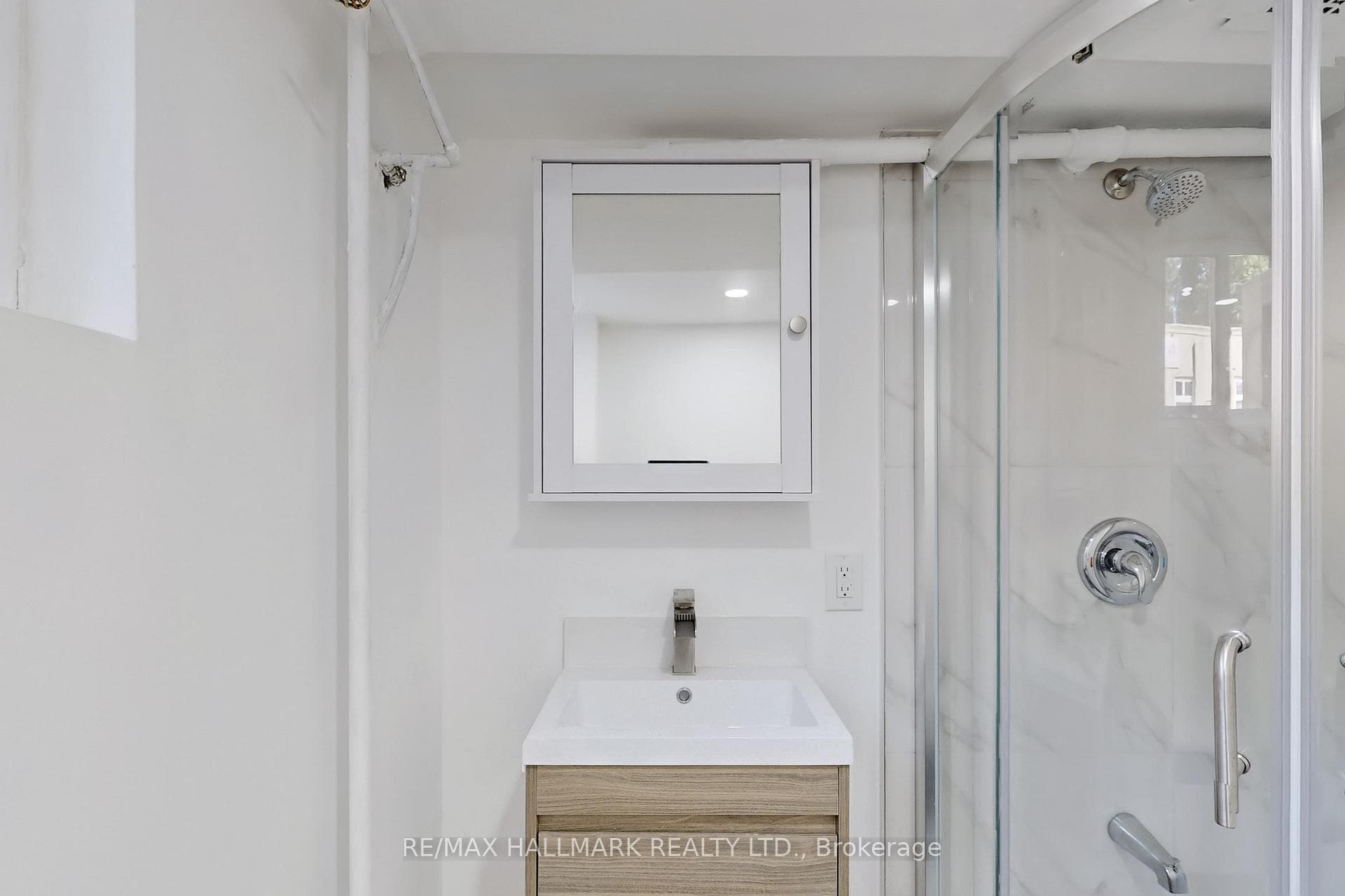88 Laird Drive photo 20