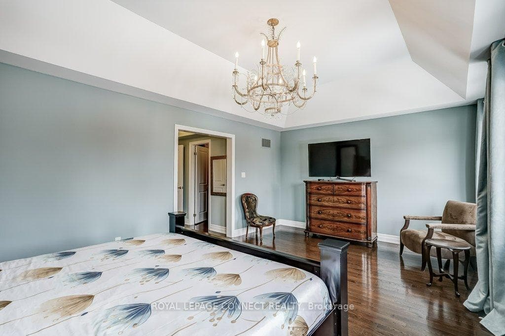Large Primary Bedroom