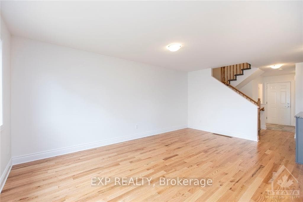204 DION Avenue photo 14