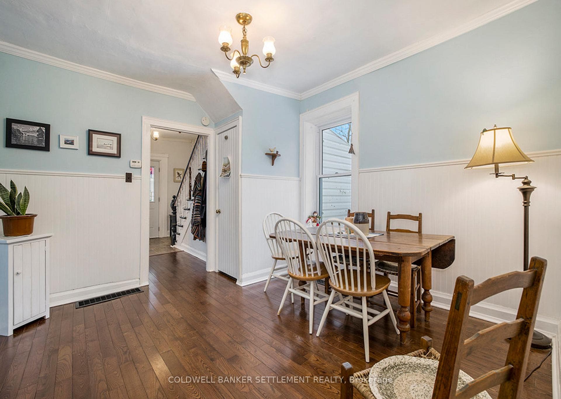 205 LEWIS Street photo 11