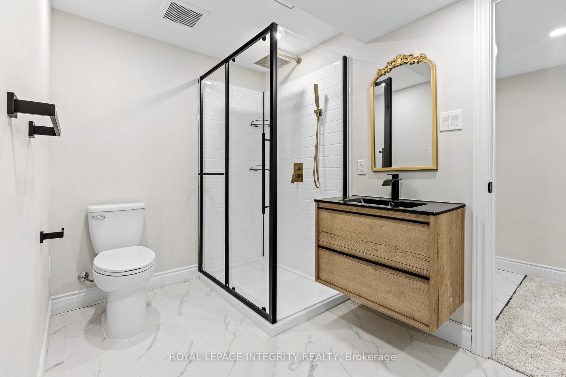 1031 Unicorn Avenue photo 31