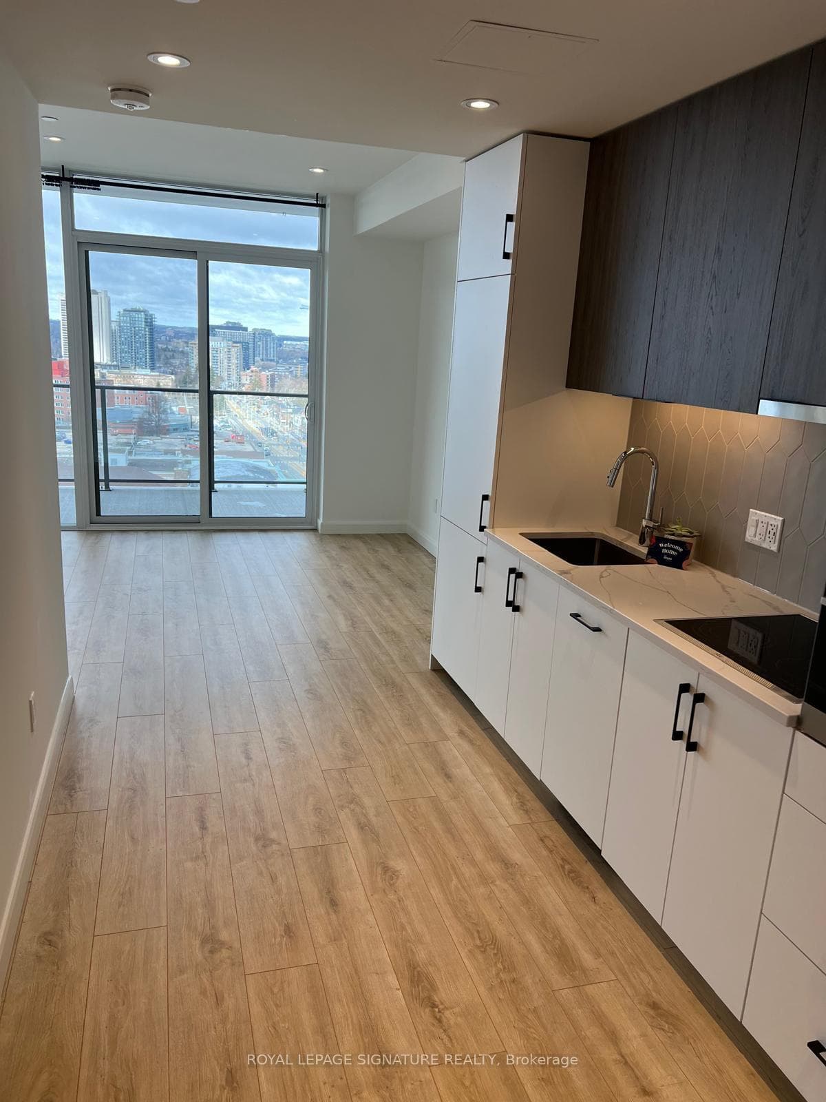 741 King Street Unit 1409 photo 9