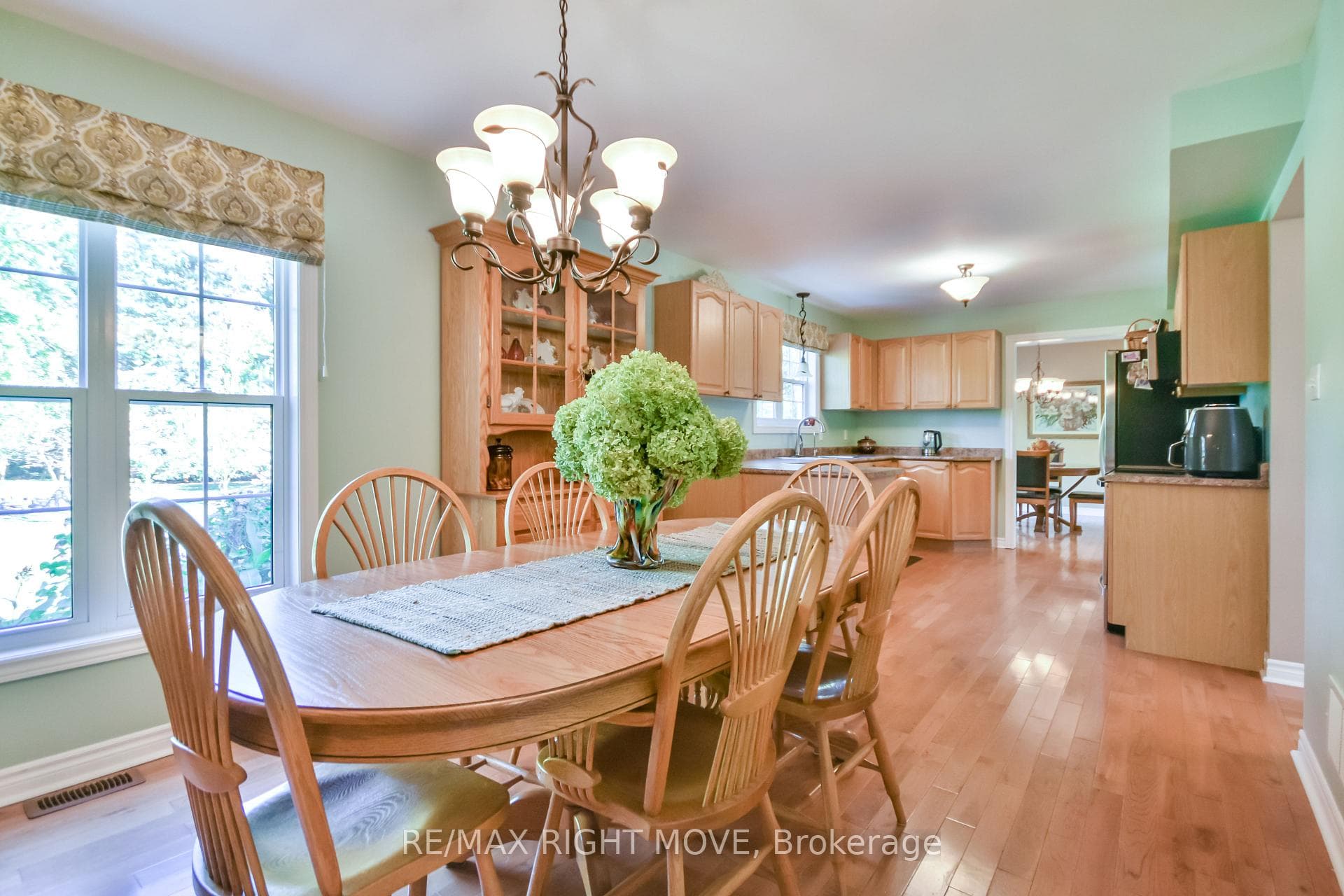 4043 Digby Drive photo 8