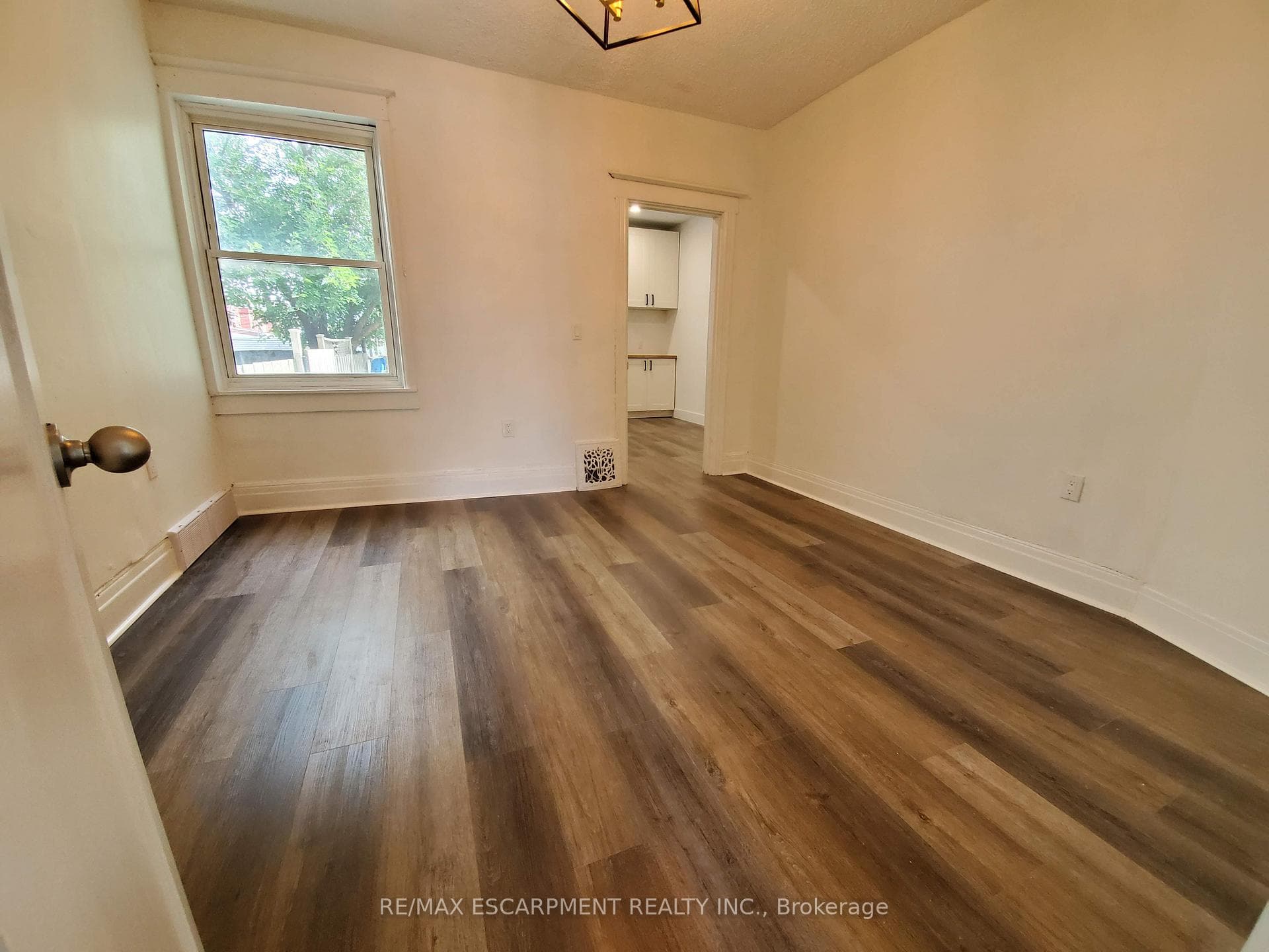 198 Sherman Avenue Unit 1 photo 12